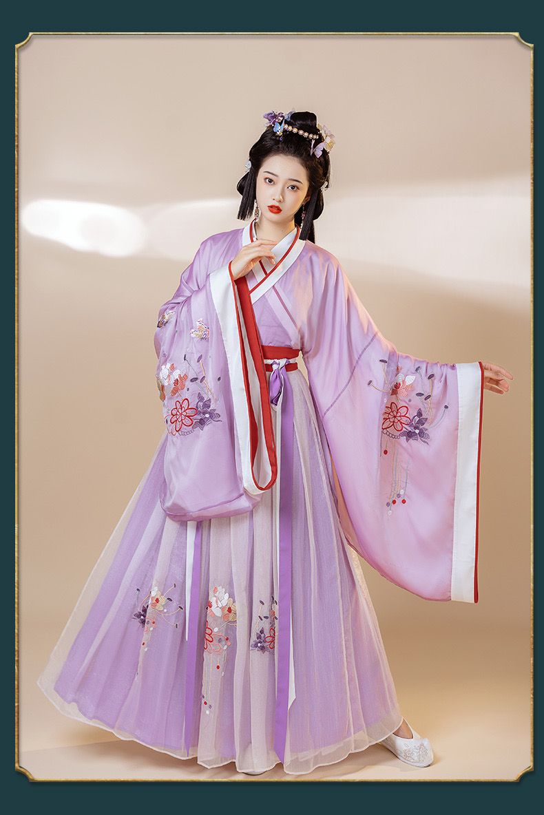 The Art of Horseface Skirt and Hair Bands:A Traditional Beauty in Modern Context The Art of Horseface Skirt and Hair Bands:A Traditional Beauty in Modern Context