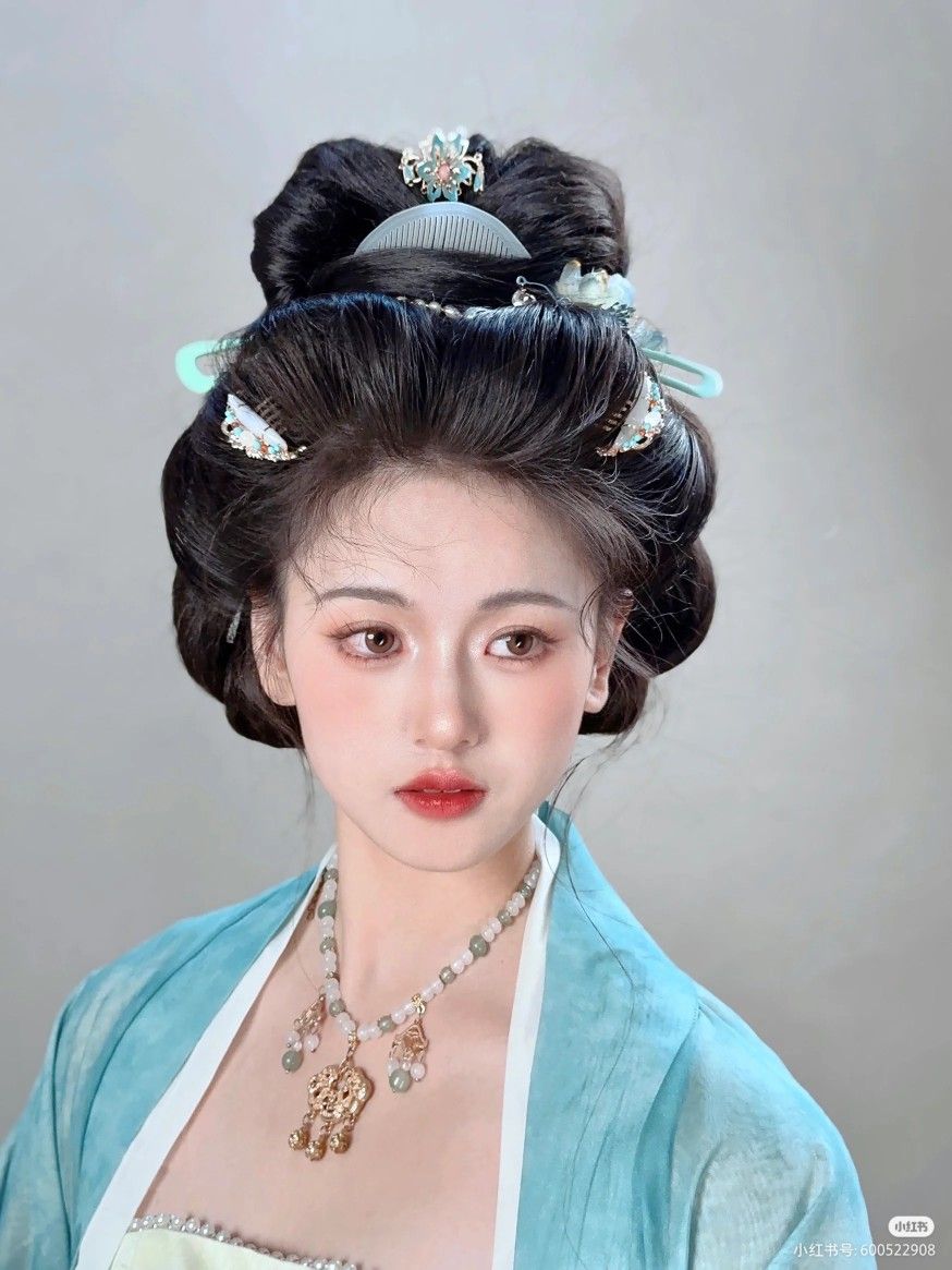 Spring Girls Hanfu Dress:The Enchantment of a Little Princesss Attire Spring Girls Hanfu Dress:The Enchantment of a Little Princesss Attire