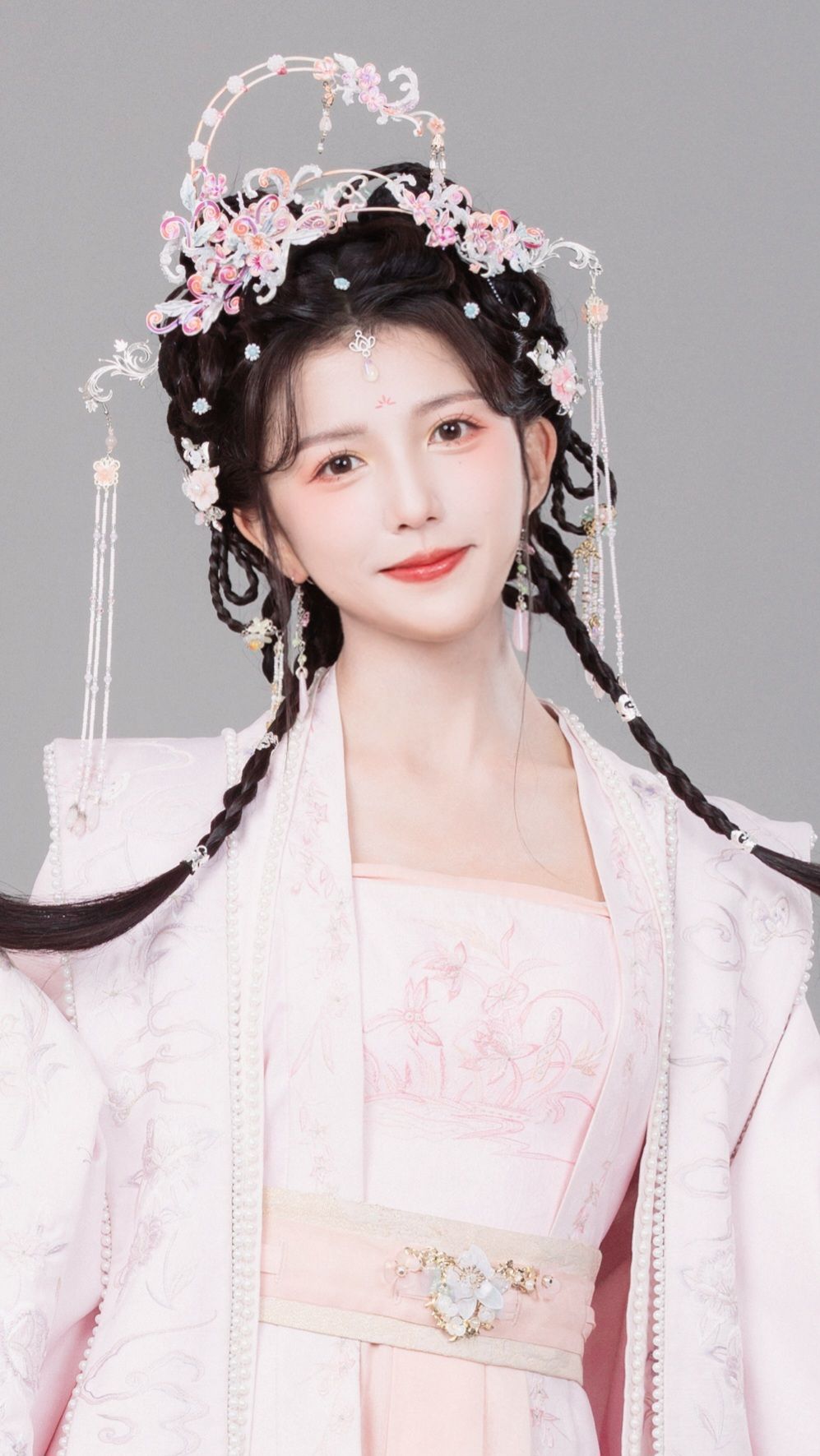 Embracing Traditional Elegance:Womens New Chinese Tang Suit Collection Embracing Traditional Elegance:Womens New Chinese Tang Suit Collection