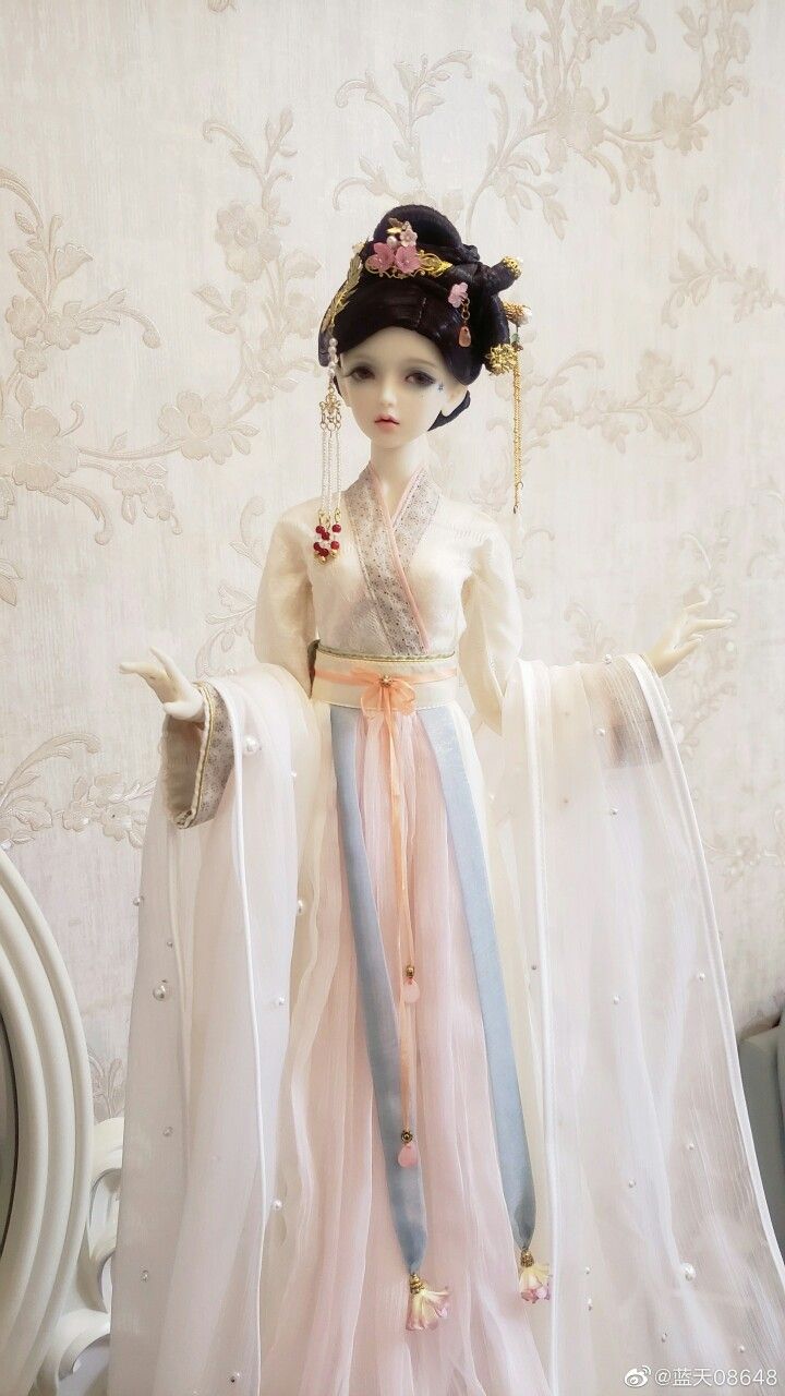 Winter Hanfu Cotton Clothes for Women:A Blend of Tradition and Comfort Winter Hanfu Cotton Clothes for Women:A Blend of Tradition and Comfort