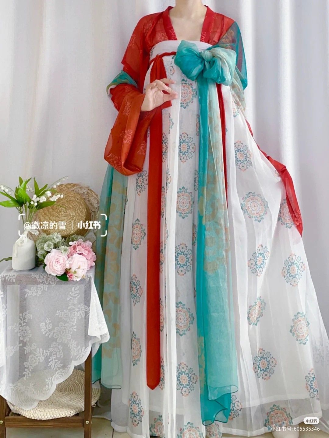 Exploring the World of Plus Size Song-Style Hanfu:A Journey into Traditional Chinese Fashion Exploring the World of Plus Size Song-Style Hanfu:A Journey into Traditional Chinese Fashion