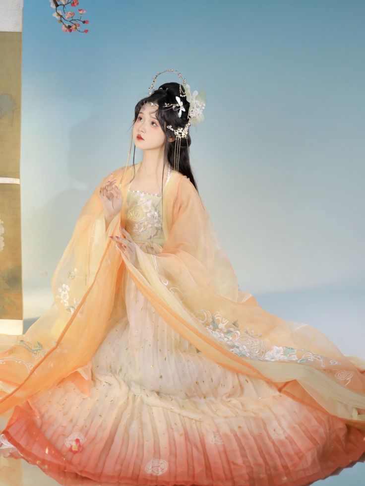 The Original Hanfu of Hua Que Song:Embracing Traditional Chinese Elegance in Modern Times The Original Hanfu of Hua Que Song:Embracing Traditional Chinese Elegance in Modern Times