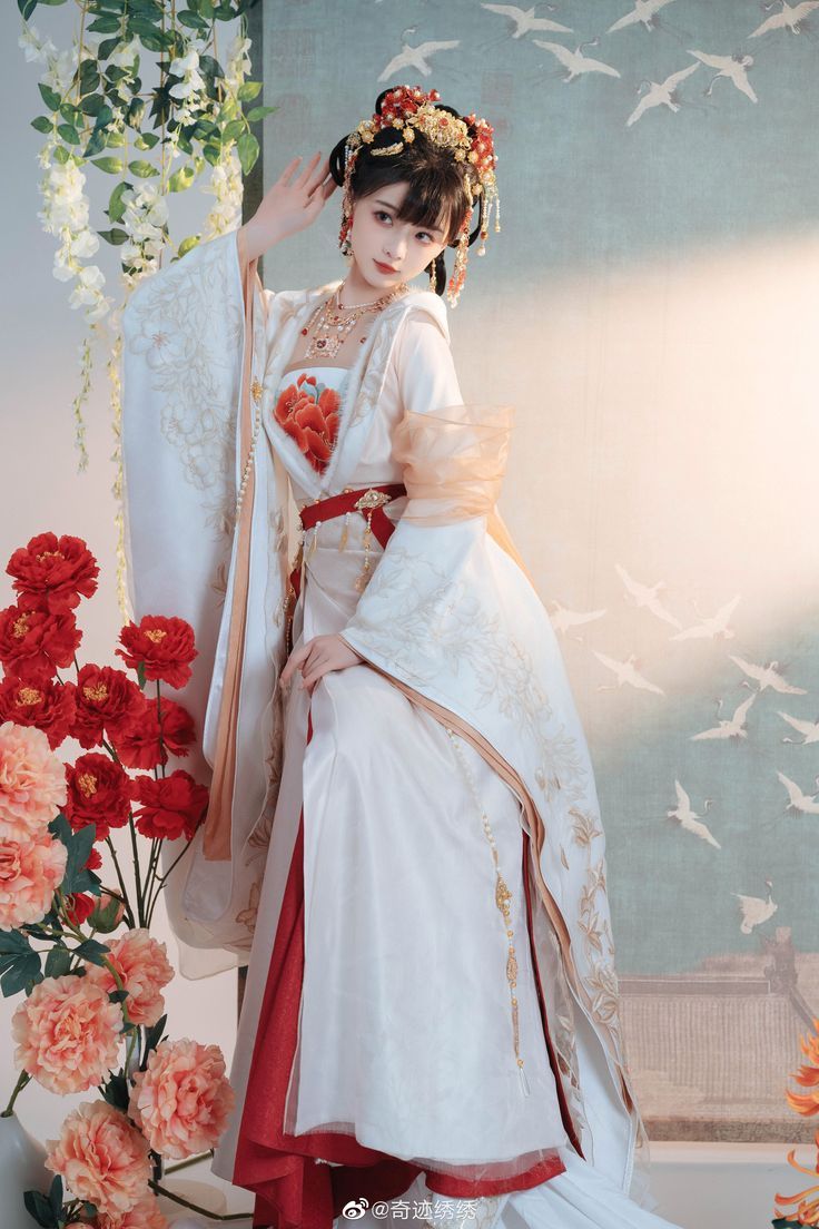 Qiqiwei Flagship Stores Cheongsam Collection:A Glance into Traditional Elegance Qiqiwei Flagship Stores Cheongsam Collection:A Glance into Traditional Elegance