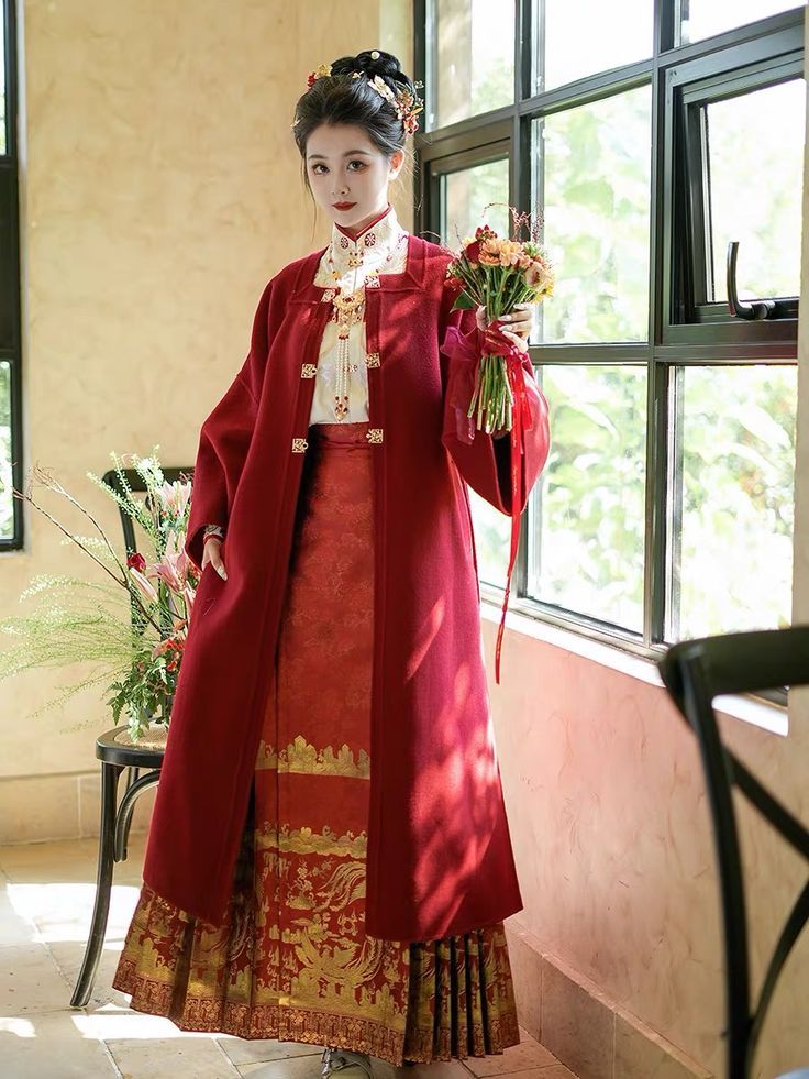 The Revival of Cheongsam:Traditional Dress of Old Shanghai in the Republic Era The Revival of Cheongsam:Traditional Dress of Old Shanghai in the Republic Era