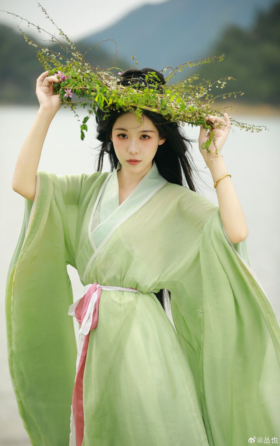 Children in Hanfu,Embracing the Seas Legacy Children in Hanfu,Embracing the Seas Legacy