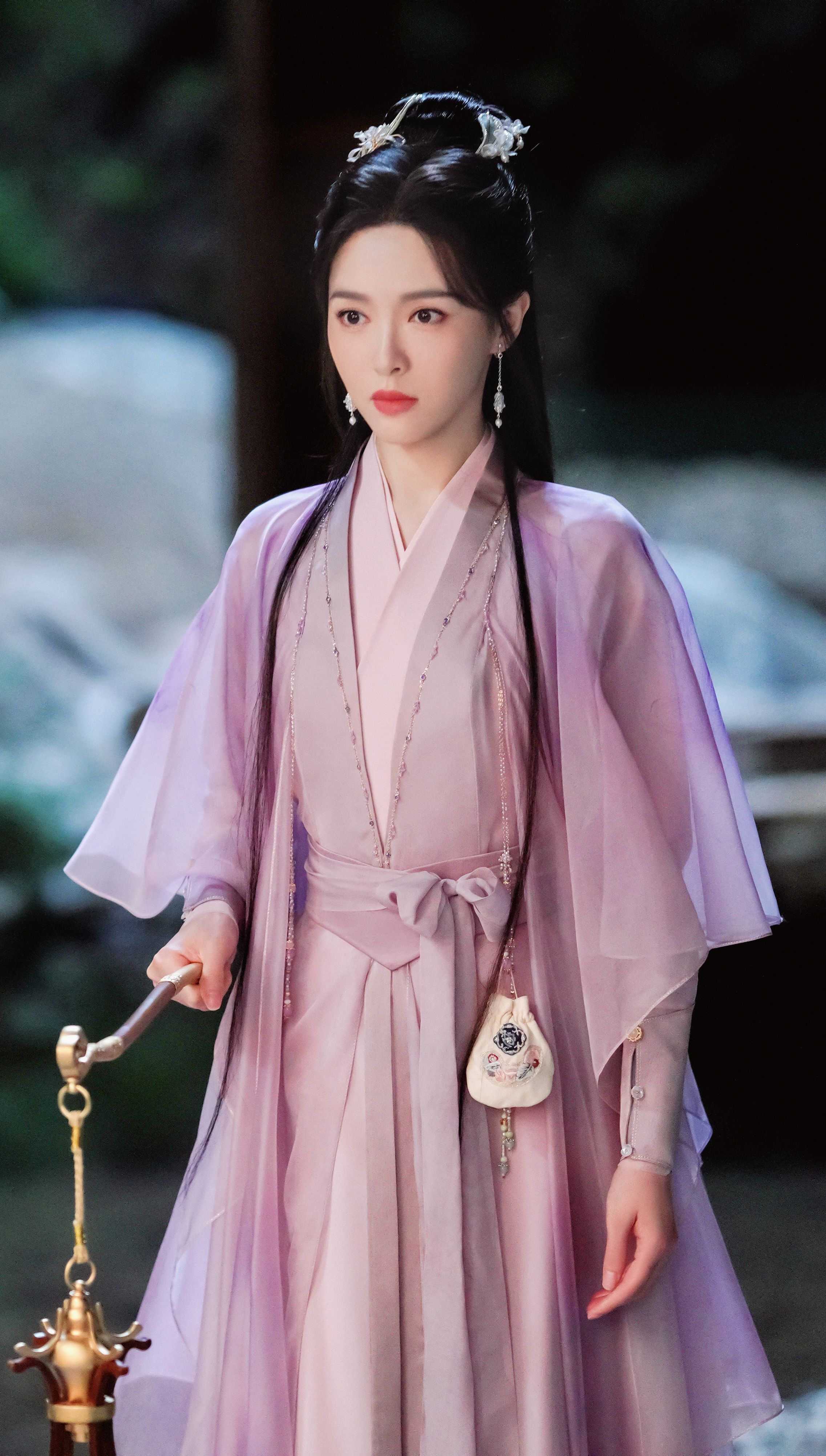 Summer Fashion for a 12-Year-Old Hanfu Girl Summer Fashion for a 12-Year-Old Hanfu Girl