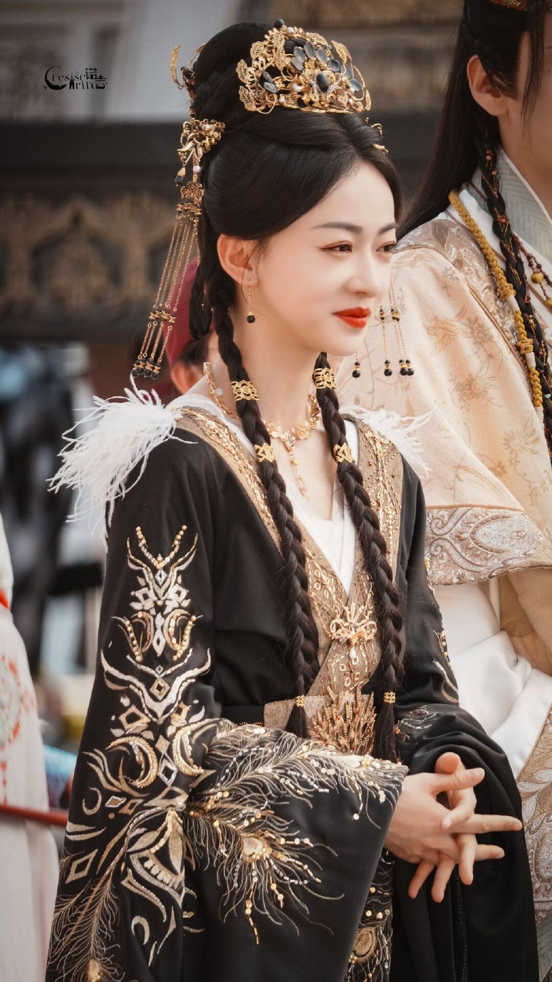 The Evolution of Qipao:A 2025 Perspective on the Modernized Long-Style Cheongsam The Evolution of Qipao:A 2025 Perspective on the Modernized Long-Style Cheongsam