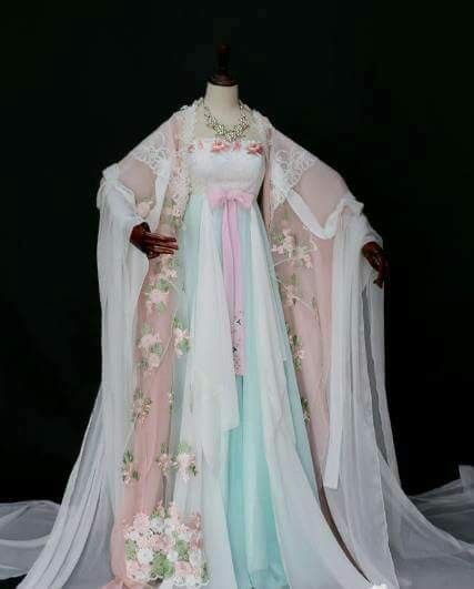 The Elegance of Long-Style Cheongsam for Summer Women The Elegance of Long-Style Cheongsam for Summer Women