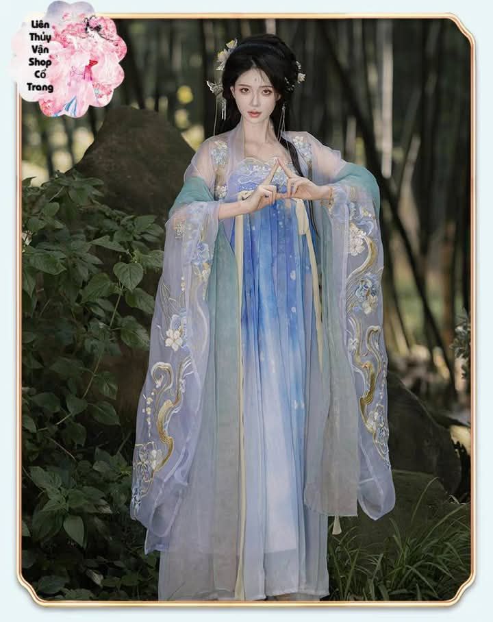 Styling Shoes for Dark Cheongsam:A Guide to Perfect Pairing