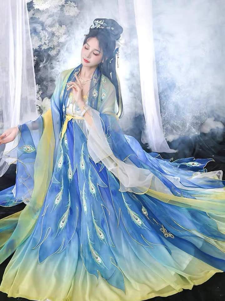 The Cultural Tapestry of Cheongsam and High Heels in the Republic of China The Cultural Tapestry of Cheongsam and High Heels in the Republic of China