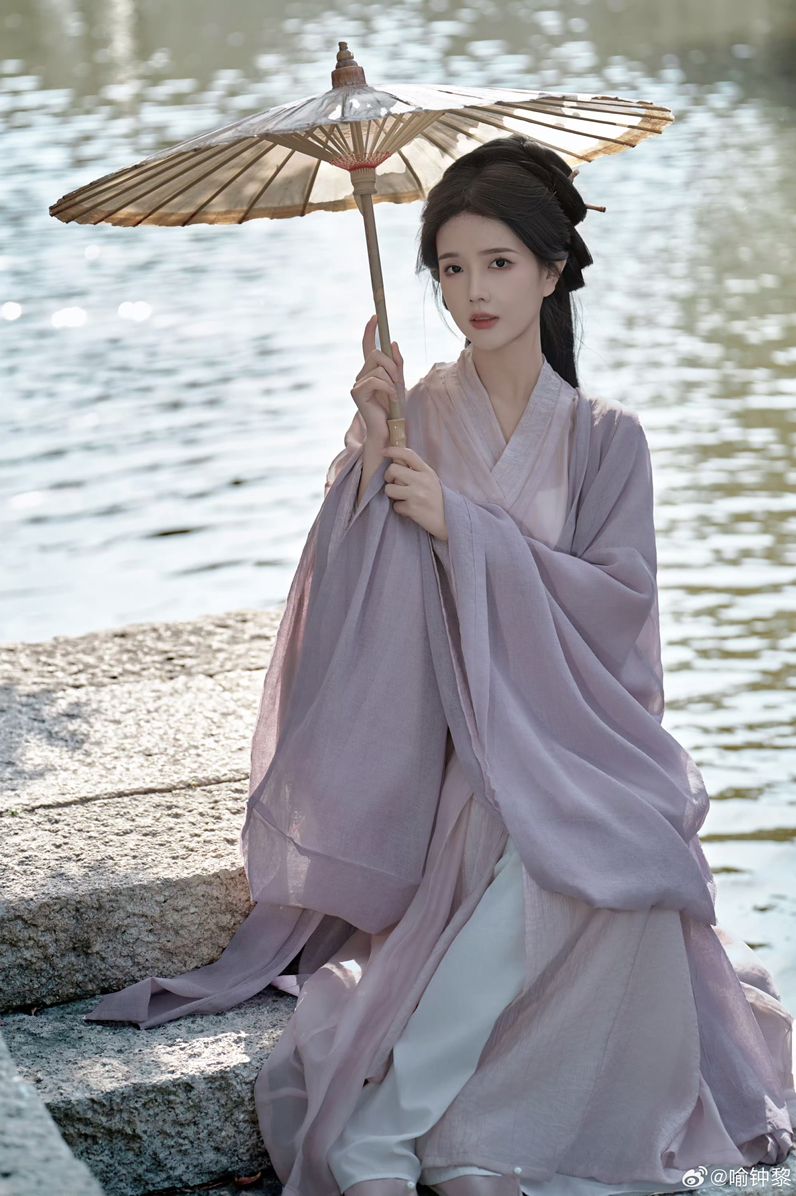 Authentic Qiongian Rucheng Skirt Hanfu for Students:A Guide to Understanding and Wearing Authentic Qiongian Rucheng Skirt Hanfu for Students:A Guide to Understanding and Wearing