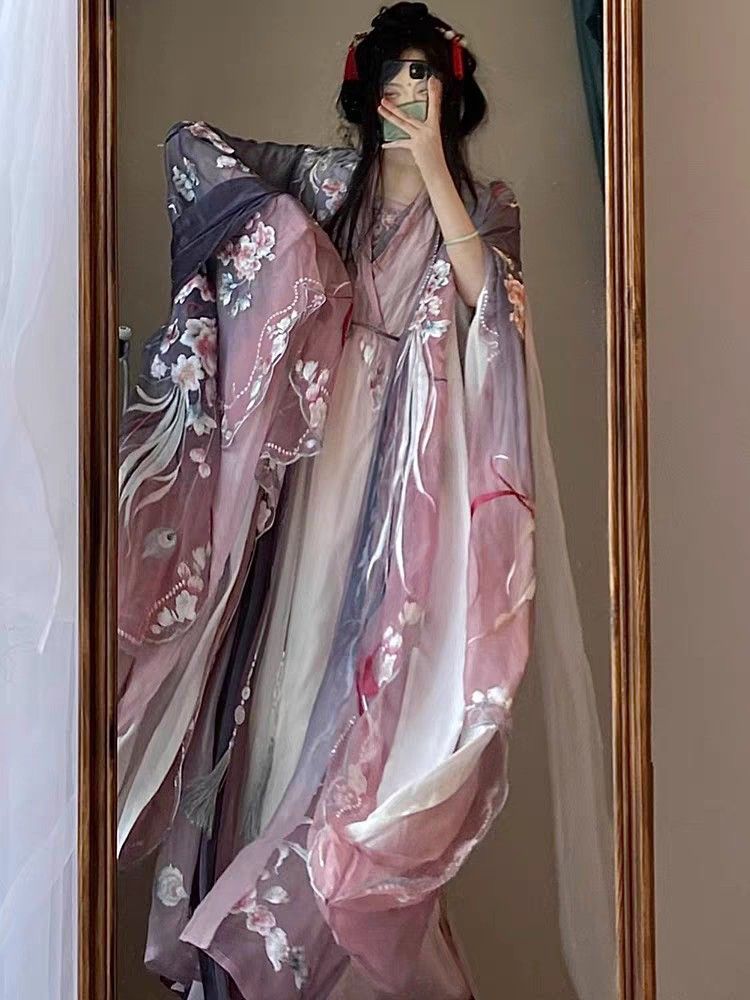 The Splendor of Hanfu:A Guide to Traditional Headdresses for Little Girls The Splendor of Hanfu:A Guide to Traditional Headdresses for Little Girls