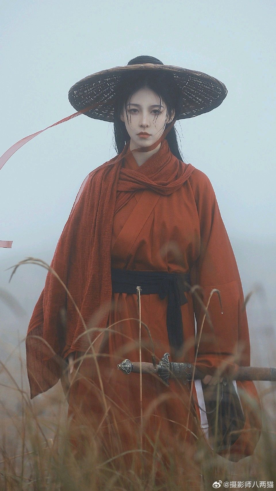 The Splendor of a Girl Child in Red Hanfu:Spring and Autumn Elegance The Splendor of a Girl Child in Red Hanfu:Spring and Autumn Elegance