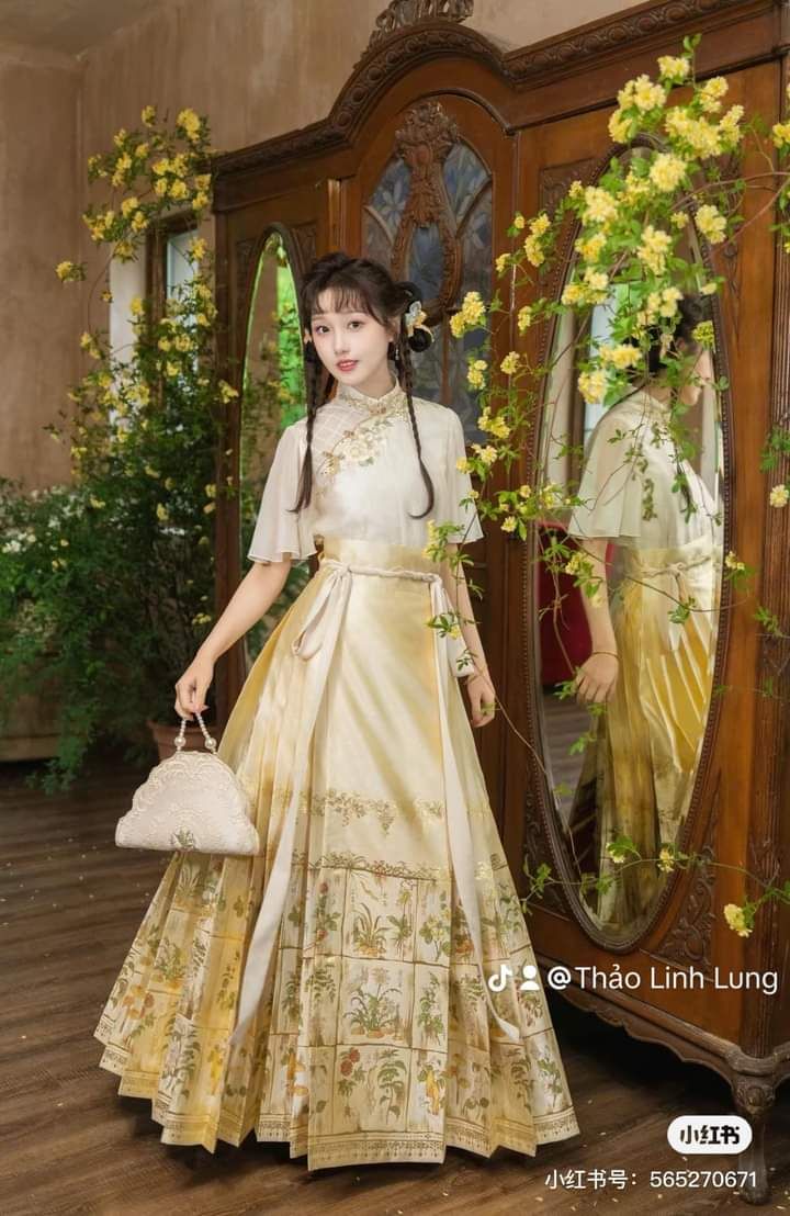 The New Tang-Style Hanfu:A Glimpse into Traditional Chinese Elegance The New Tang-Style Hanfu:A Glimpse into Traditional Chinese Elegance