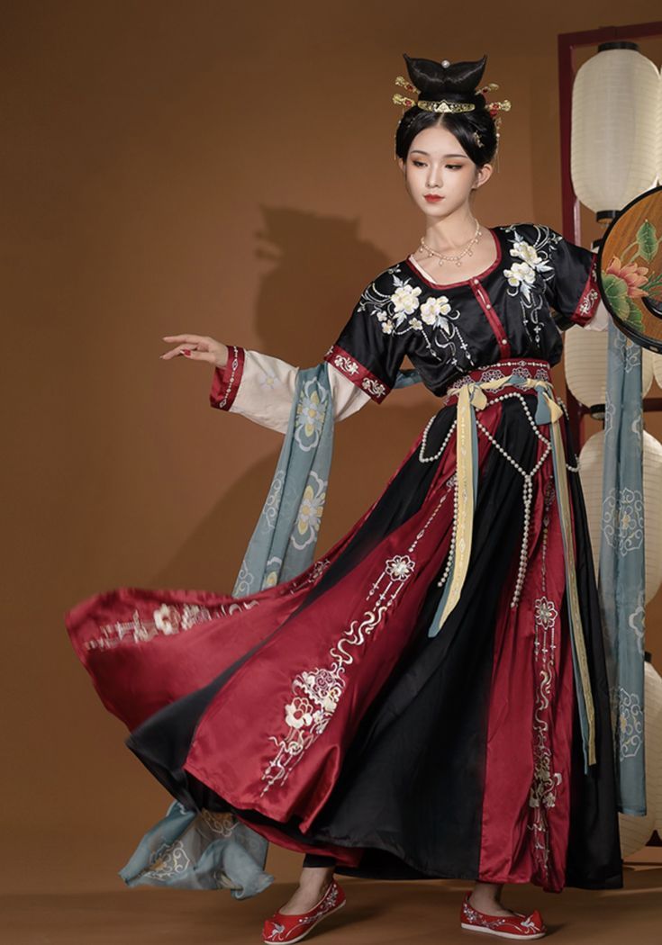 The Enchantment of Hanfu for a Five-Year-Old Girl The Enchantment of Hanfu for a Five-Year-Old Girl