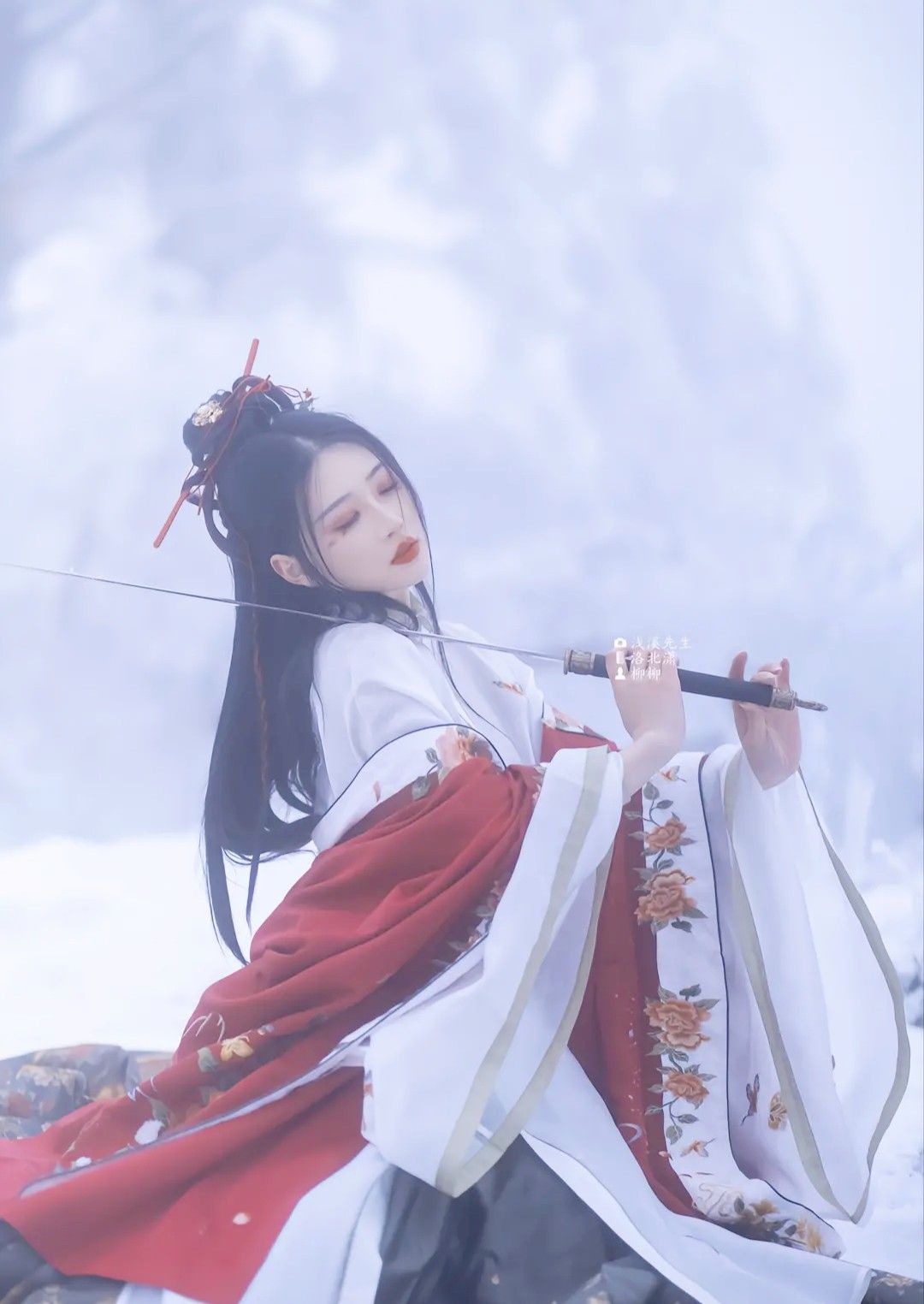 The Rise of the汉服女童:A Long Journey into Elegance and Tradition The Rise of the汉服女童:A Long Journey into Elegance and Tradition