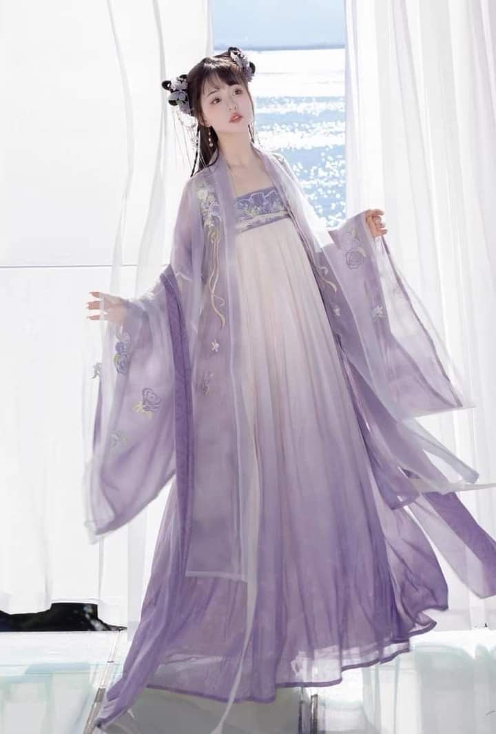 The Dragon Mother,Hanfu,and the Mermaid:A Tale of Ancient Chinese Mythology The Dragon Mother,Hanfu,and the Mermaid:A Tale of Ancient Chinese Mythology