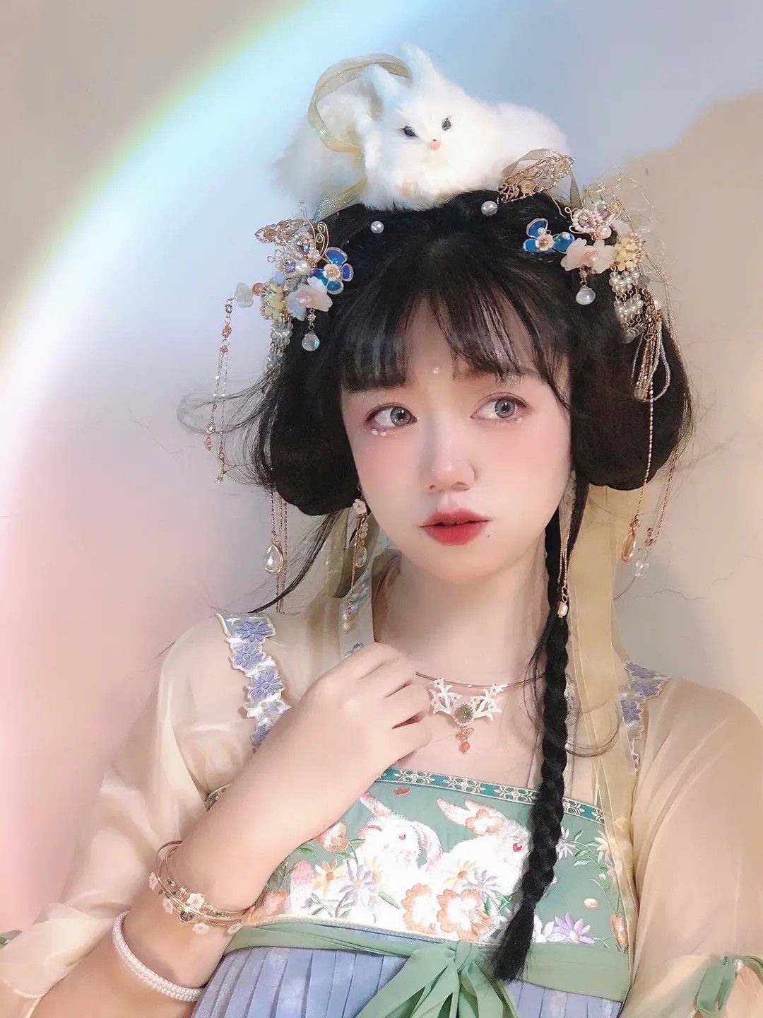 The Splendor of Jingyun Dyed Horseface Skirt and Blouse:A Traditional Craftsmanship Reimagined The Splendor of Jingyun Dyed Horseface Skirt and Blouse:A Traditional Craftsmanship Reimagined