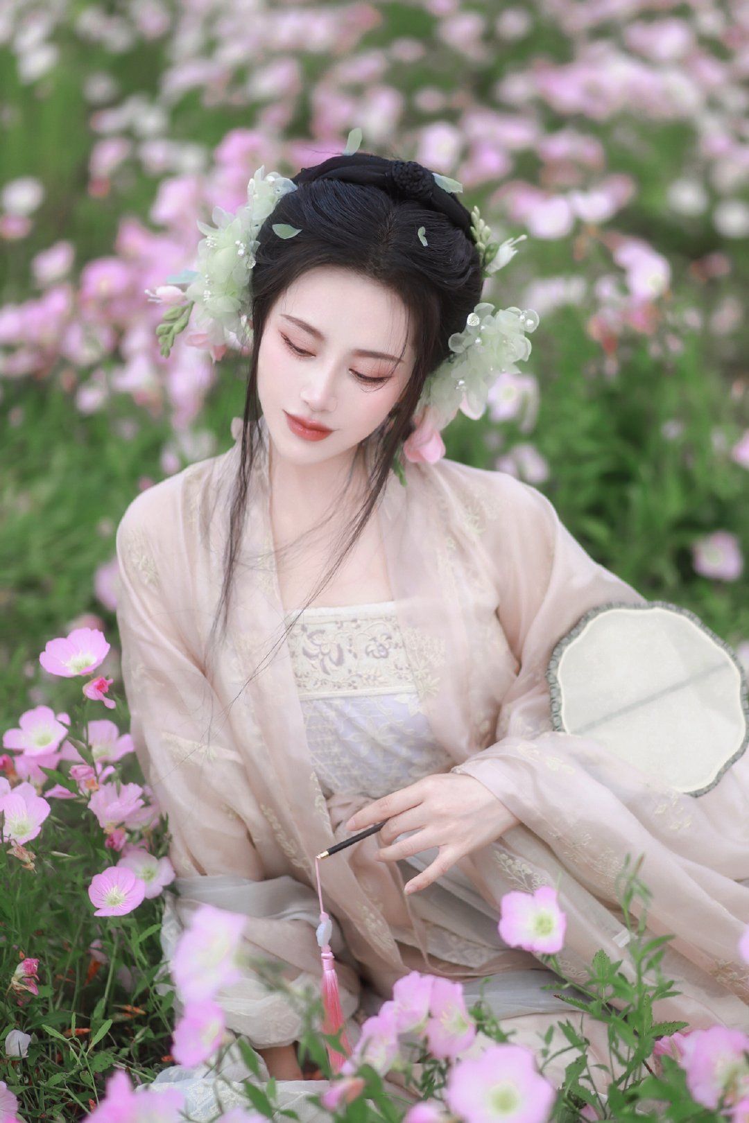 The Elegance of Hanfu-Style Skirts:A Journey into Traditional Chinese Beauty The Elegance of Hanfu-Style Skirts:A Journey into Traditional Chinese Beauty