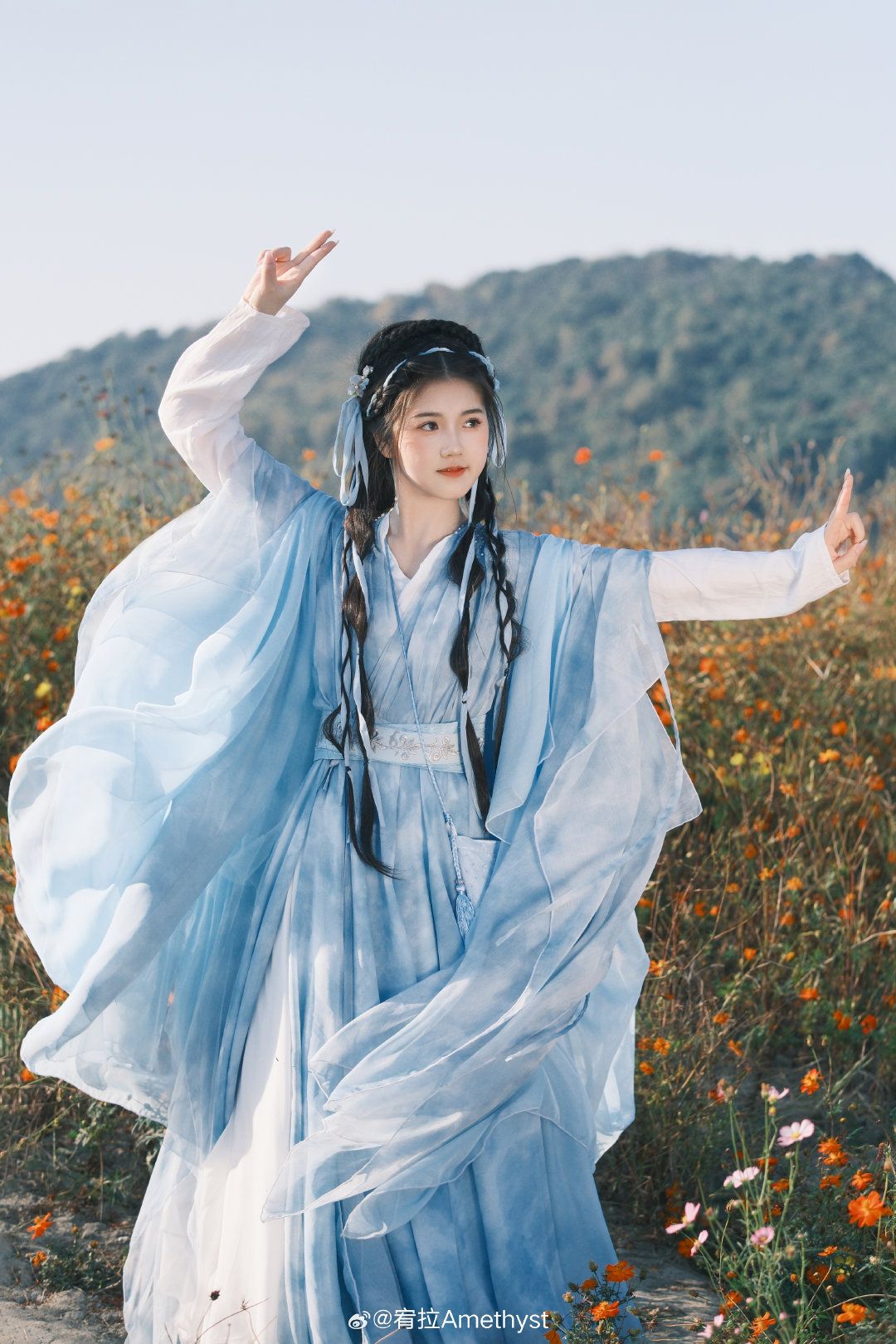 The Ethereal Journey of the Jade Rabbit Maiden in Traditional Hanfu Fashion The Ethereal Journey of the Jade Rabbit Maiden in Traditional Hanfu Fashion