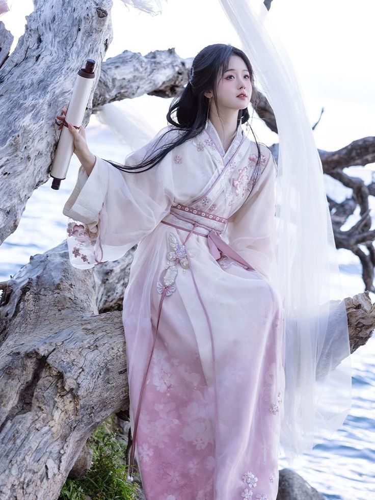 The Revival of Orange-Dyed Hanfu:A Journey into Traditional Chinese Fashion The Revival of Orange-Dyed Hanfu:A Journey into Traditional Chinese Fashion