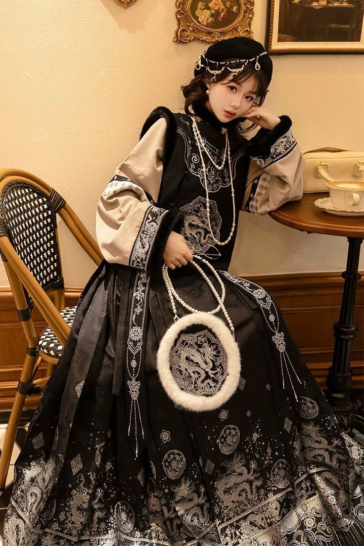 Cotton Doll Clothes:The Fusion of娃娃衣 and Cheongsam Cotton Doll Clothes:The Fusion of娃娃衣 and Cheongsam
