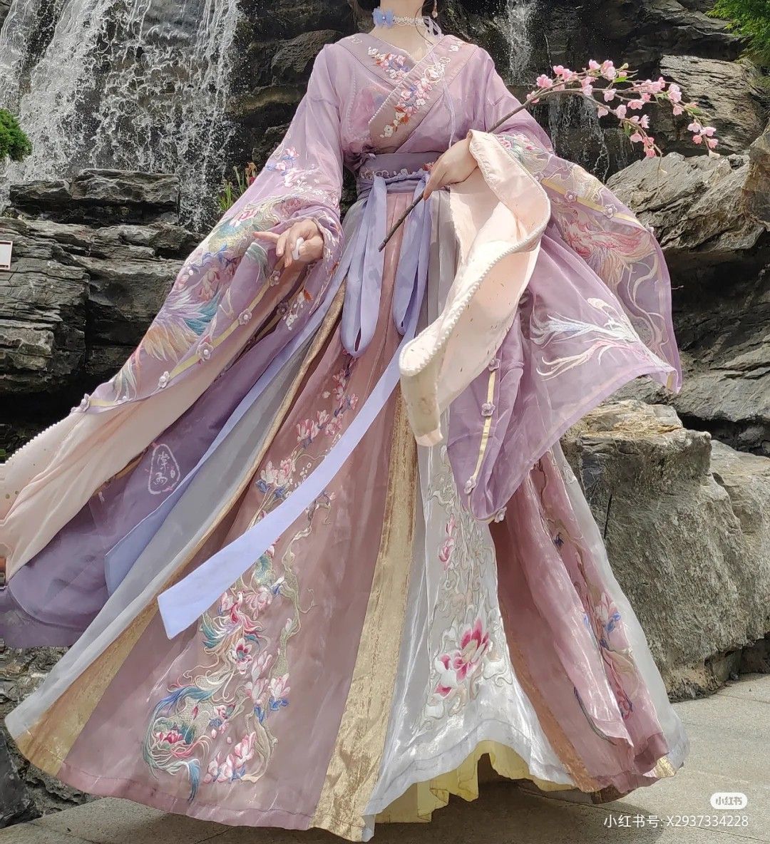 The Mamenqun Skirt:A Closer Look at the Subtleties of Traditional Chinese Dress The Mamenqun Skirt:A Closer Look at the Subtleties of Traditional Chinese Dress