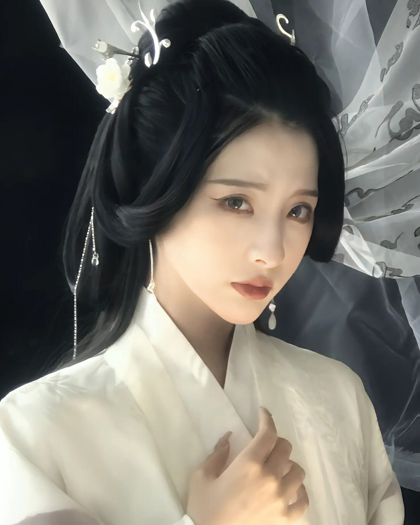 The Splendor of Tang-Style Hanfu Hair Combs in Ancient China The Splendor of Tang-Style Hanfu Hair Combs in Ancient China
