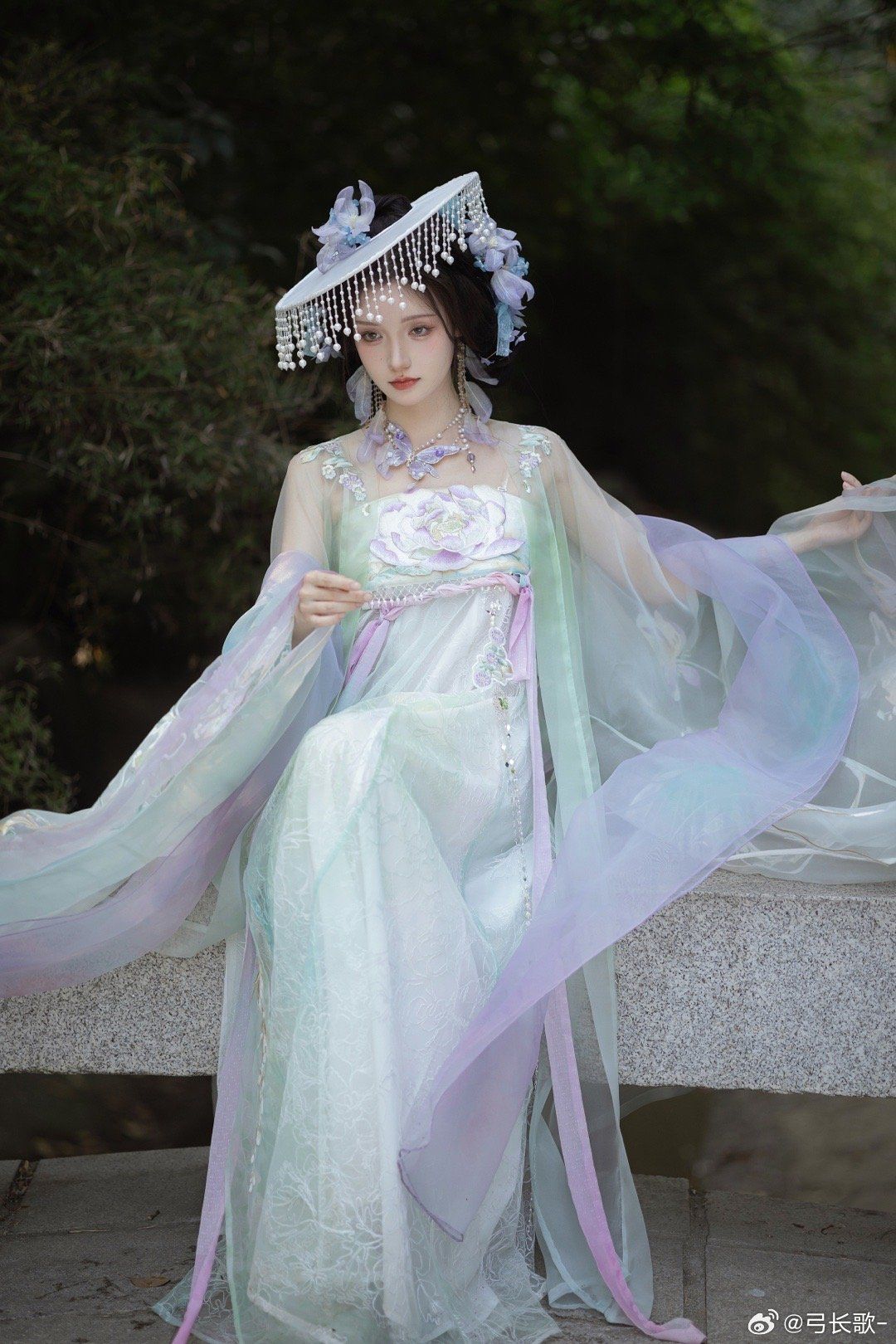 The Rise of Xu Jiao:Embracing the Mamen Qun Style The Rise of Xu Jiao:Embracing the Mamen Qun Style