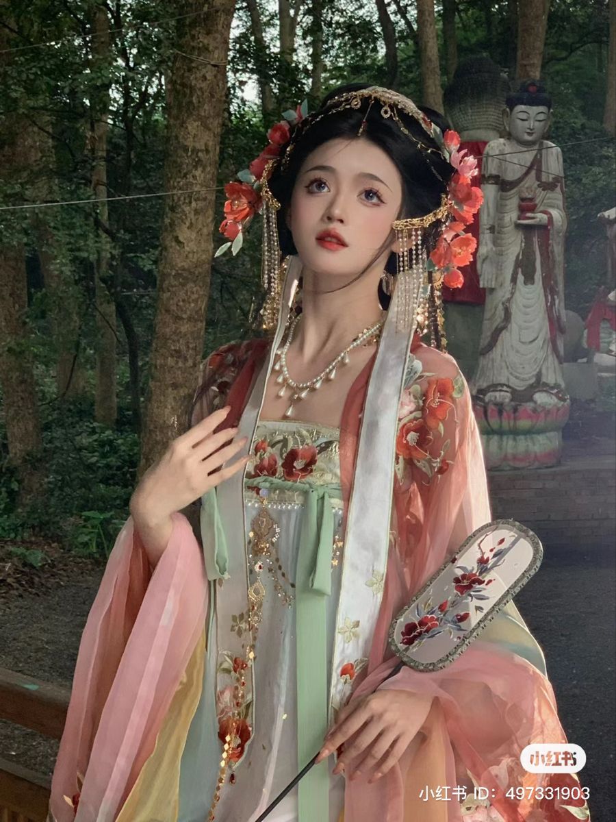 Reinventing the Classic:Modern Chinese Style Qipao Suites Reinventing the Classic:Modern Chinese Style Qipao Suites