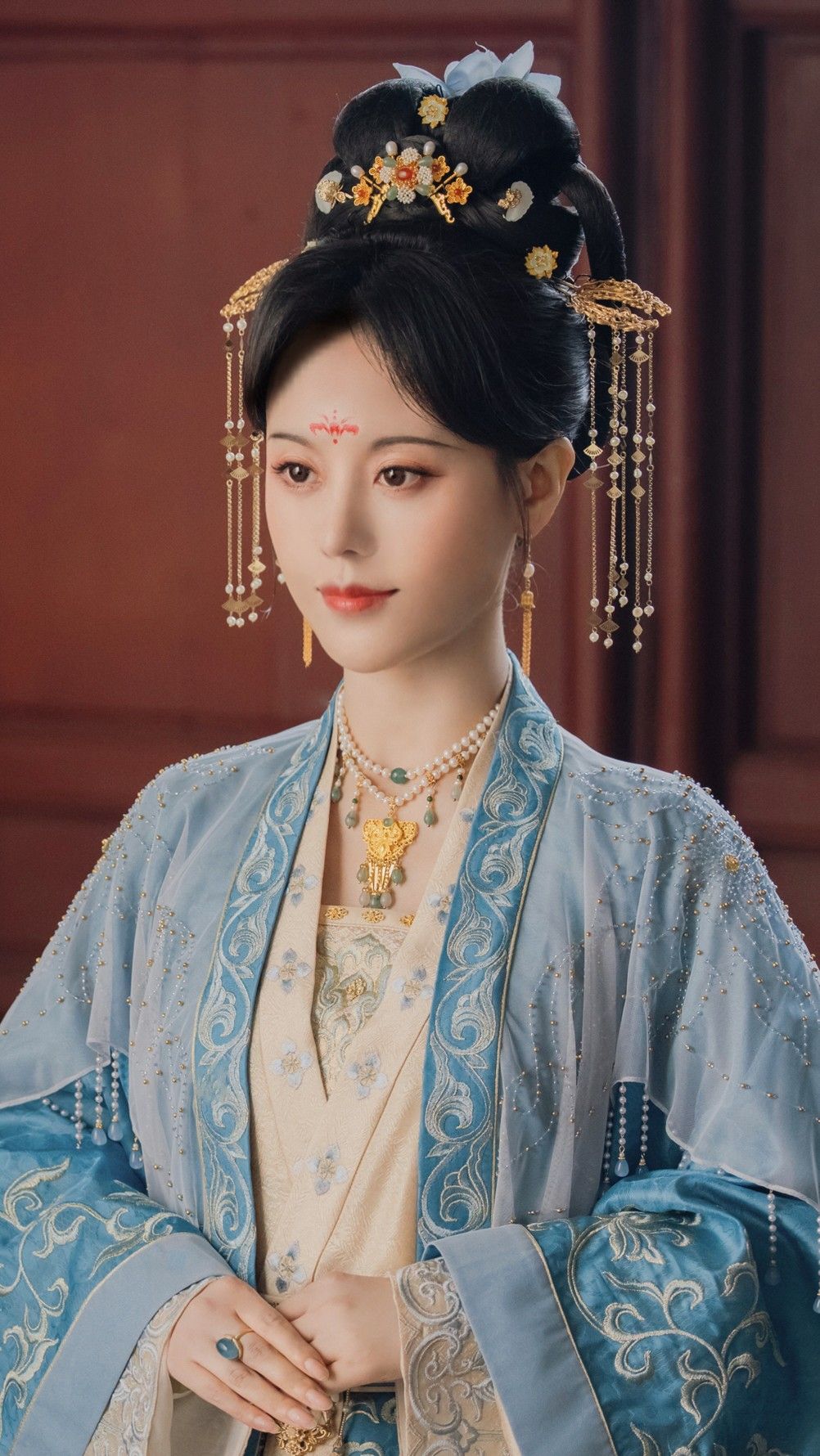 The Splendor of Chu Xuanjis Hanfu:A Journey Through Ancient Chinese Elegance The Splendor of Chu Xuanjis Hanfu:A Journey Through Ancient Chinese Elegance