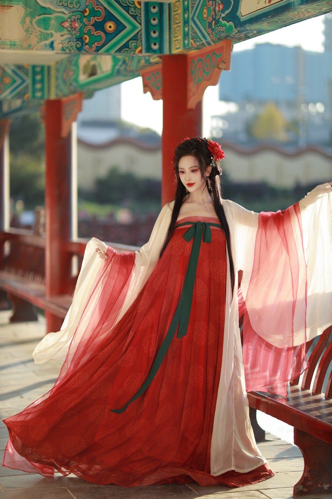 The Elegance of a Woman in a Hanfu Cross-Collared Blouse The Elegance of a Woman in a Hanfu Cross-Collared Blouse