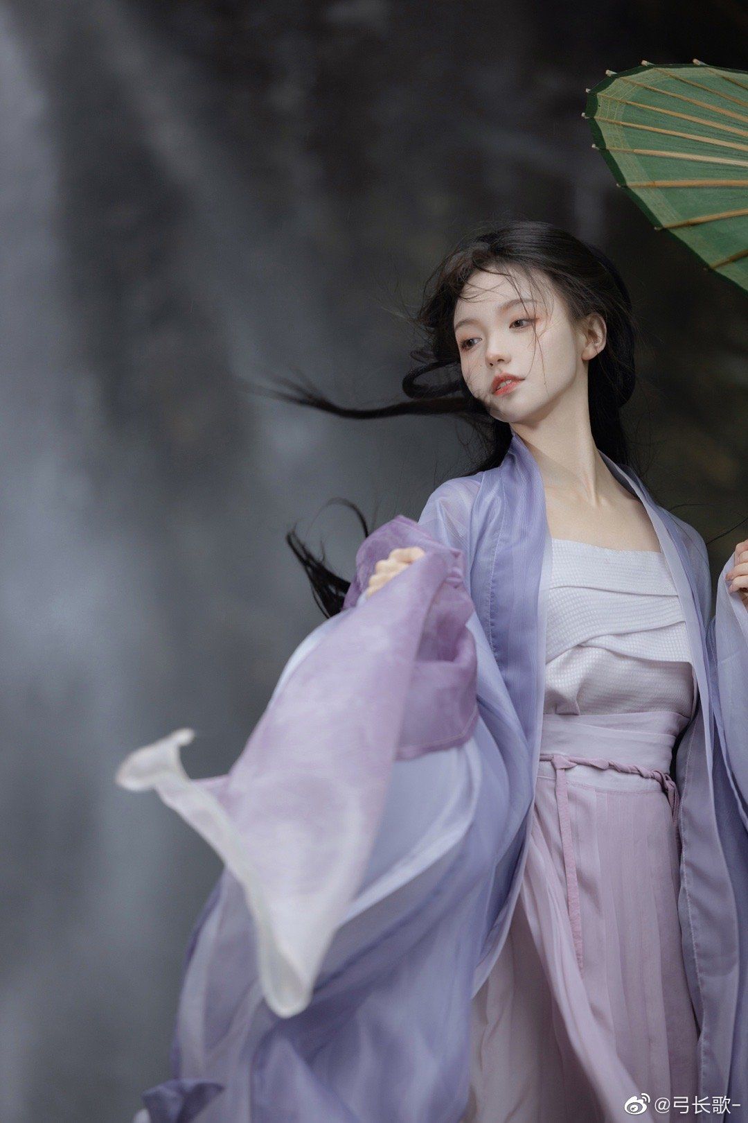 The Elegance of Hanfu Open-Front Long Shirts:A Cultural Exploration The Elegance of Hanfu Open-Front Long Shirts:A Cultural Exploration