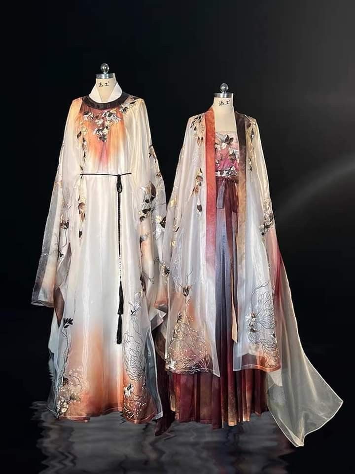 Elegance in Traditional Chinese Dress:The Rise of Hanfu for Modern Women Elegance in Traditional Chinese Dress:The Rise of Hanfu for Modern Women