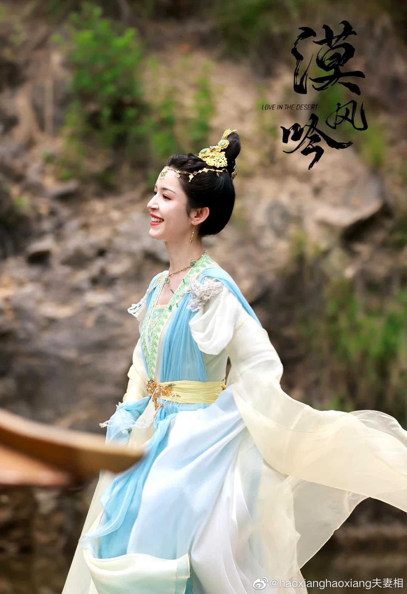 Traditional Tang-Style Girls Chinese-Inspired Autumn-Winter Fashion Traditional Tang-Style Girls Chinese-Inspired Autumn-Winter Fashion