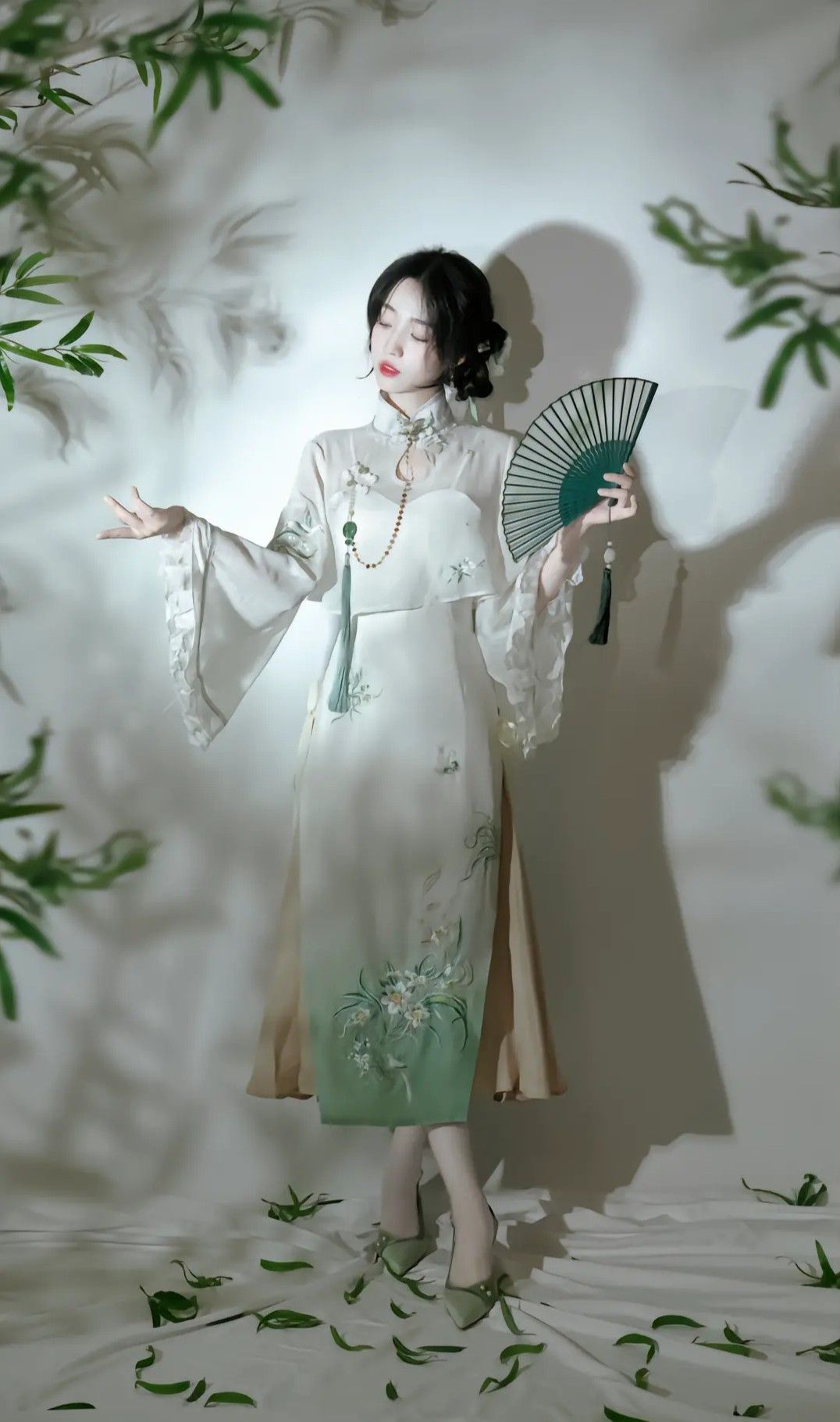 Authentic Hanfu Shoes:Unveiling the Essence of Traditional Chinese Footwear Authentic Hanfu Shoes:Unveiling the Essence of Traditional Chinese Footwear