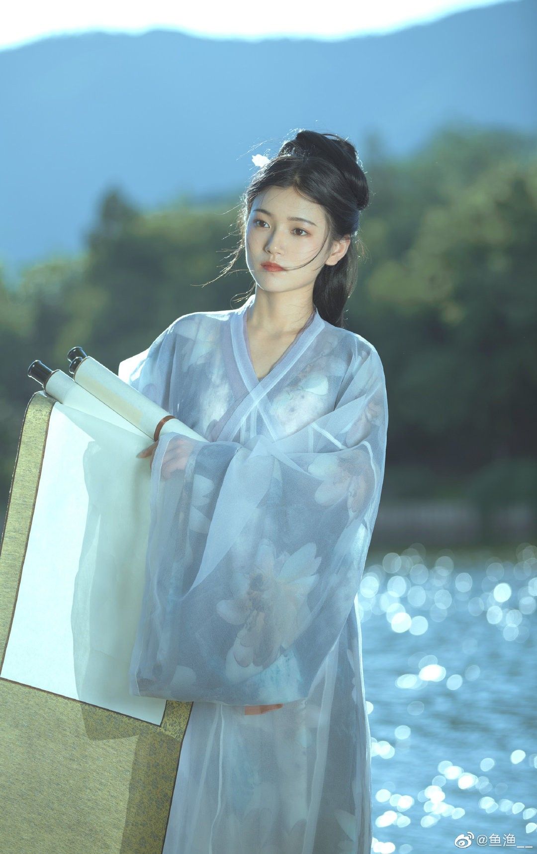 The Enchantment of Hanfu:Womens Qiyao Skirt with Gradient Color The Enchantment of Hanfu:Womens Qiyao Skirt with Gradient Color
