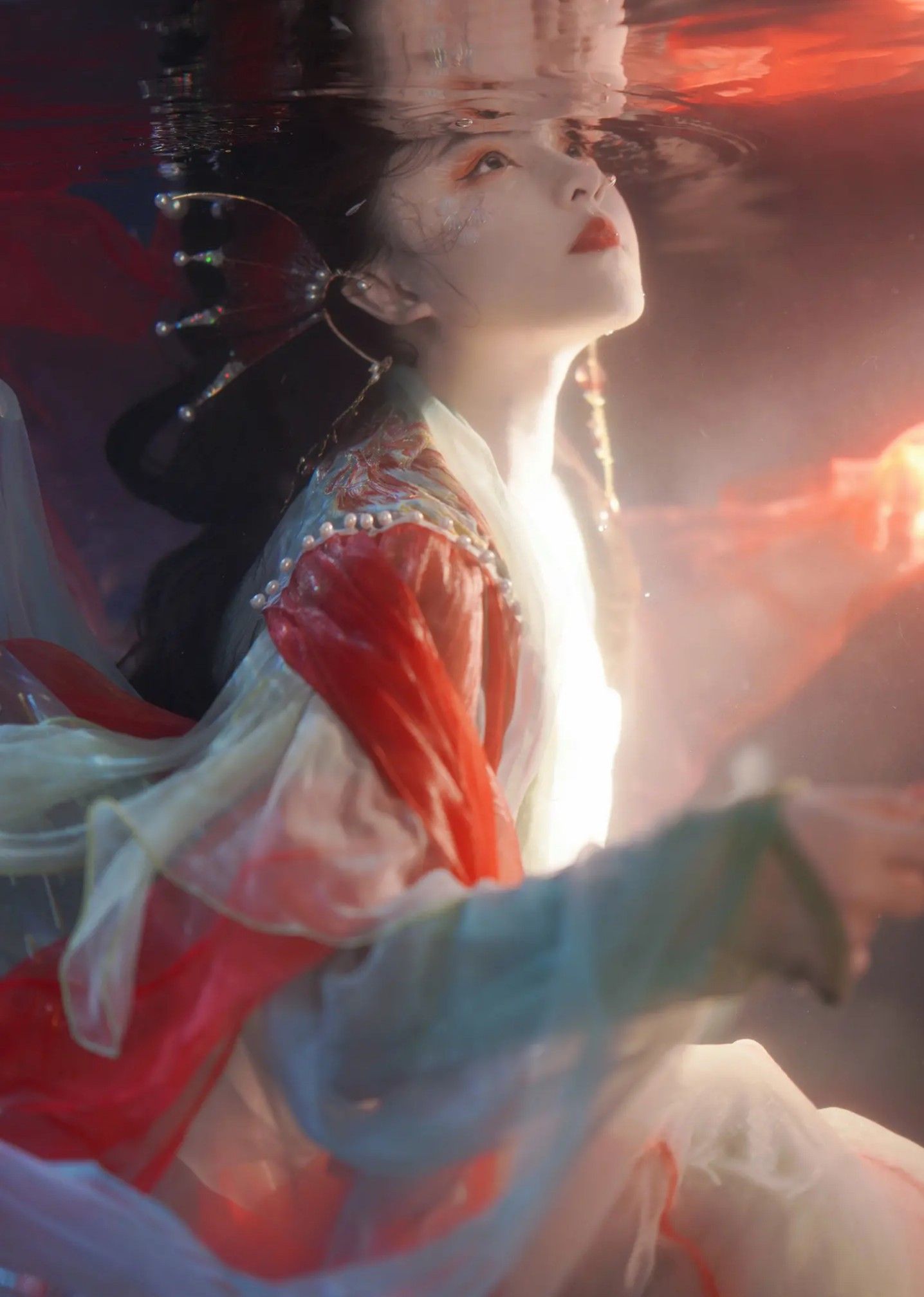 Children in Hanfu Robes:The Splendid Splendor of Traditional Chinese Childrenswear Children in Hanfu Robes:The Splendid Splendor of Traditional Chinese Childrenswear