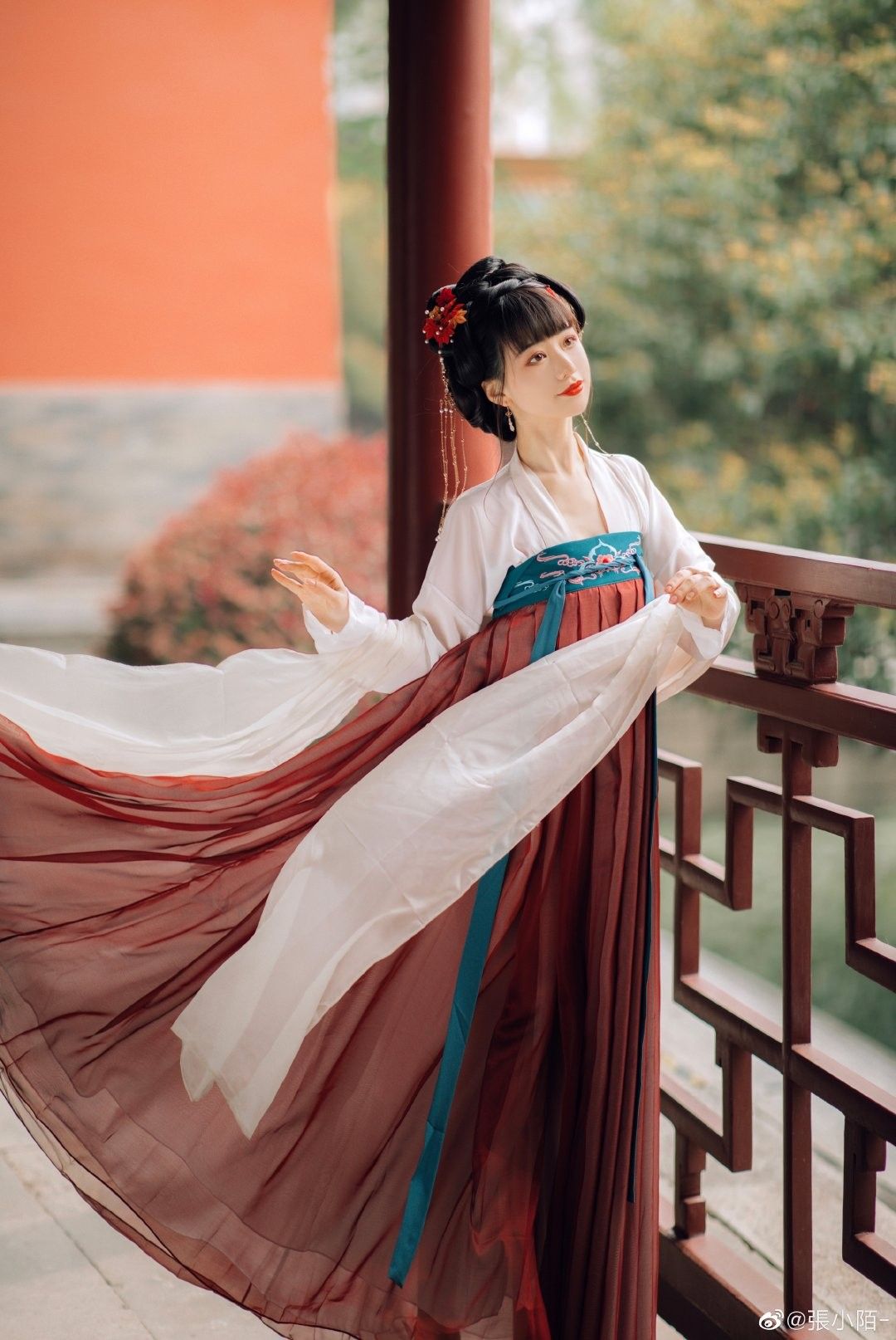 The Evolution of Hanfu Hairstyles and Hairnets:A Cultural Journey Through Time The Evolution of Hanfu Hairstyles and Hairnets:A Cultural Journey Through Time