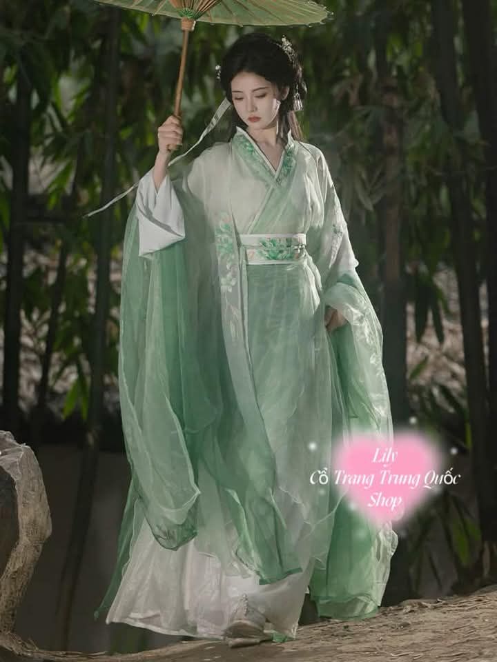 The Story of Authentic Hanfu Ming-Style Clothing for Elementary Students The Story of Authentic Hanfu Ming-Style Clothing for Elementary Students