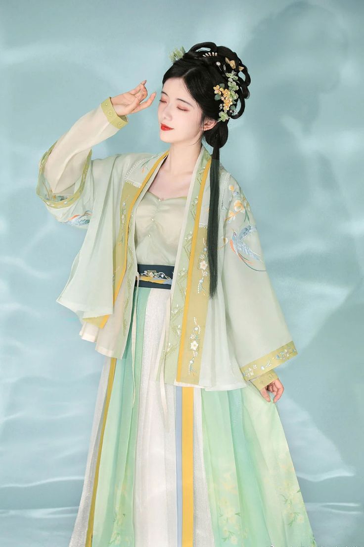 Vintage Cheongsam Shoes:Embracing the Retro Elegance of Traditional Chinese Footwear Vintage Cheongsam Shoes:Embracing the Retro Elegance of Traditional Chinese Footwear