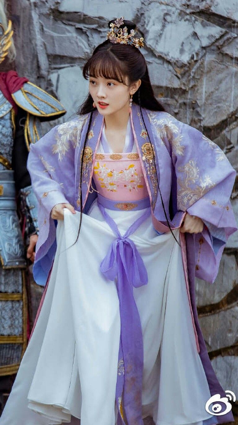 Child Model Trends:The Emergence of Qipao Fashion for Girls at Fashion Shows Child Model Trends:The Emergence of Qipao Fashion for Girls at Fashion Shows