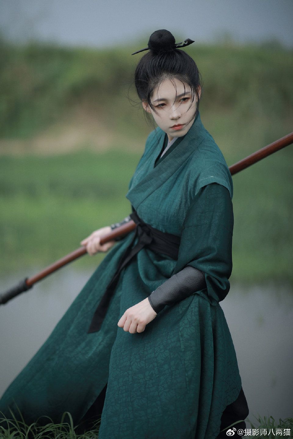 Modernized Cheongsam with Enhanced Charm:The Evolution of Qipao in Delicate Xiangyunsha Silk Modernized Cheongsam with Enhanced Charm:The Evolution of Qipao in Delicate Xiangyunsha Silk