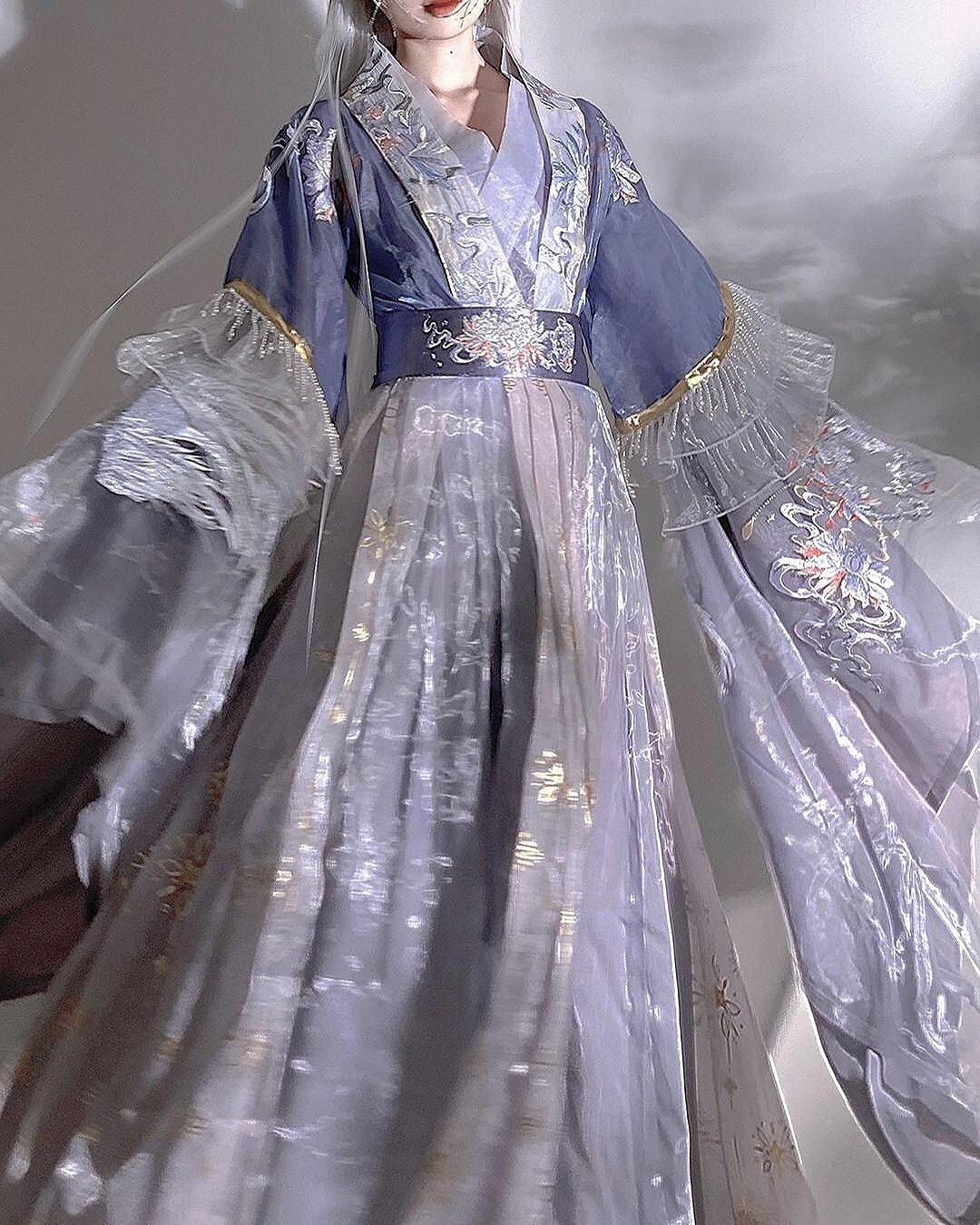 Childrens Stone-Kissed Empress Clothing:The Revival of Hanfu in Modern Times Childrens Stone-Kissed Empress Clothing:The Revival of Hanfu in Modern Times