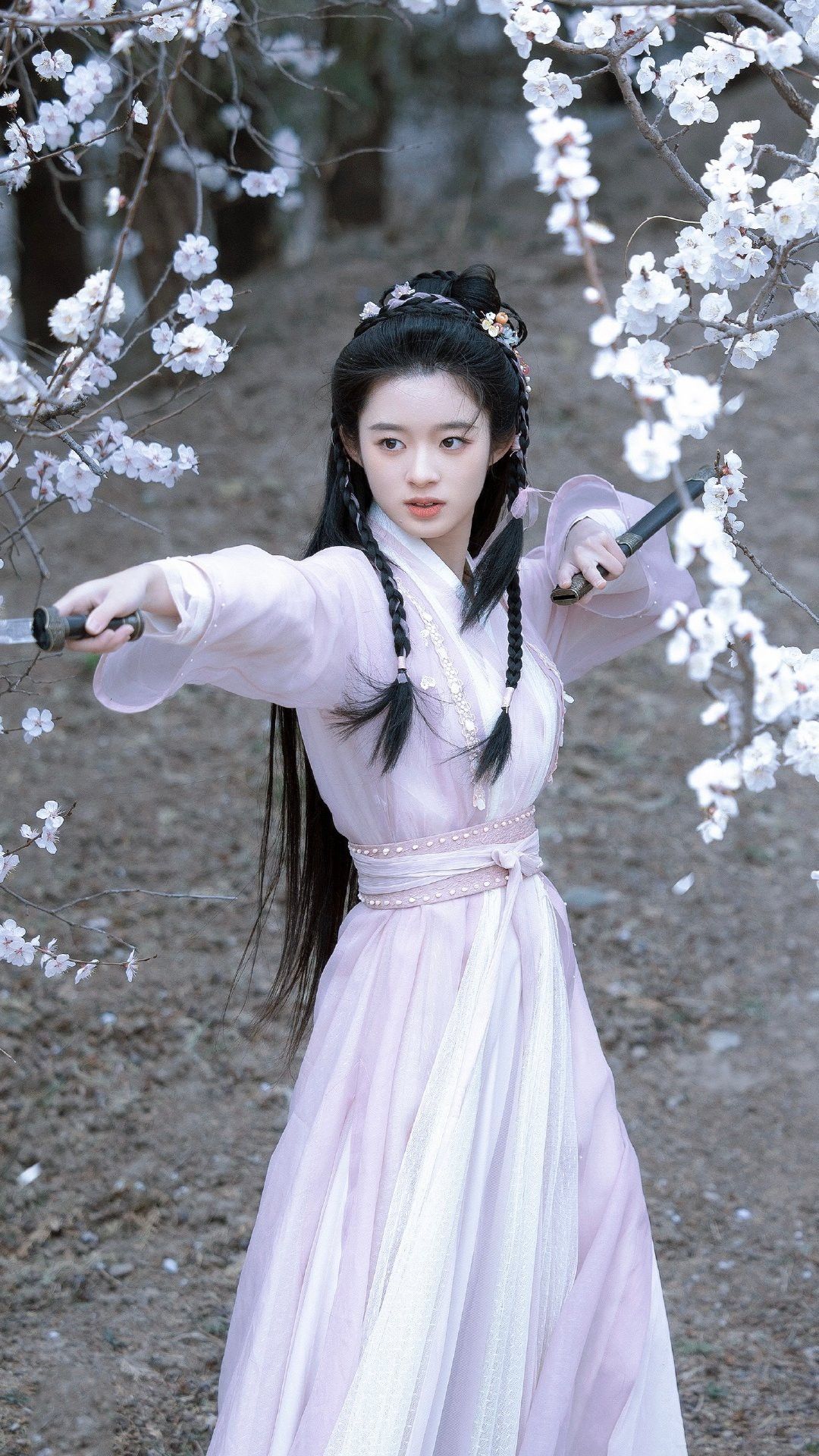 Tingyue Lings New Qipao Styles:Embracing Traditional Elegance with Modern Touches Tingyue Lings New Qipao Styles:Embracing Traditional Elegance with Modern Touches