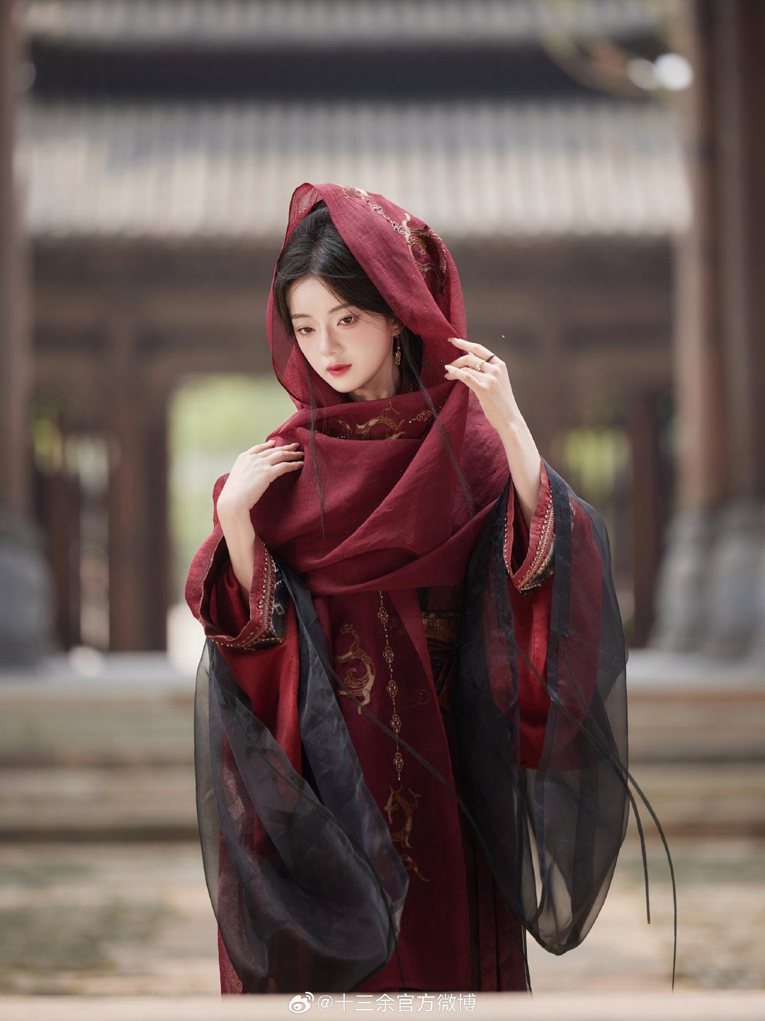 Embracing the Beauty of Hanfu Fashion for Plus-Size Women Embracing the Beauty of Hanfu Fashion for Plus-Size Women