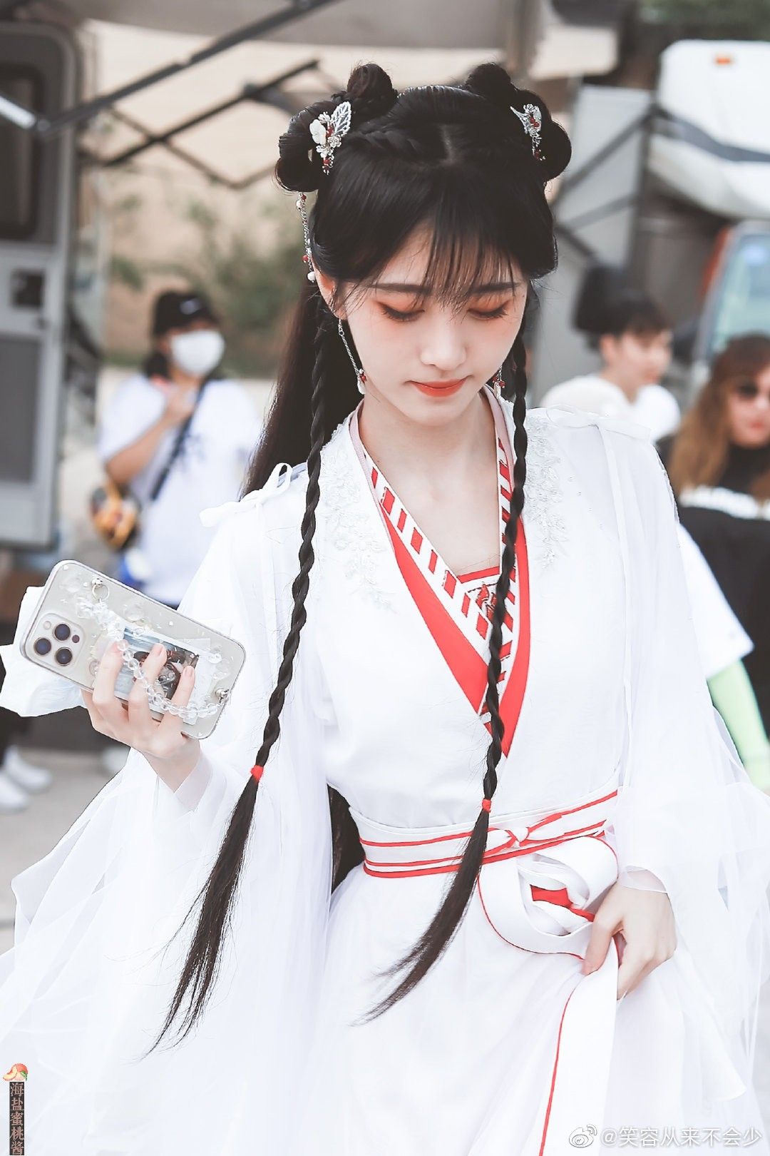 Violet Hanfu Accessories:A Blend of Elegance and Tradition Violet Hanfu Accessories:A Blend of Elegance and Tradition