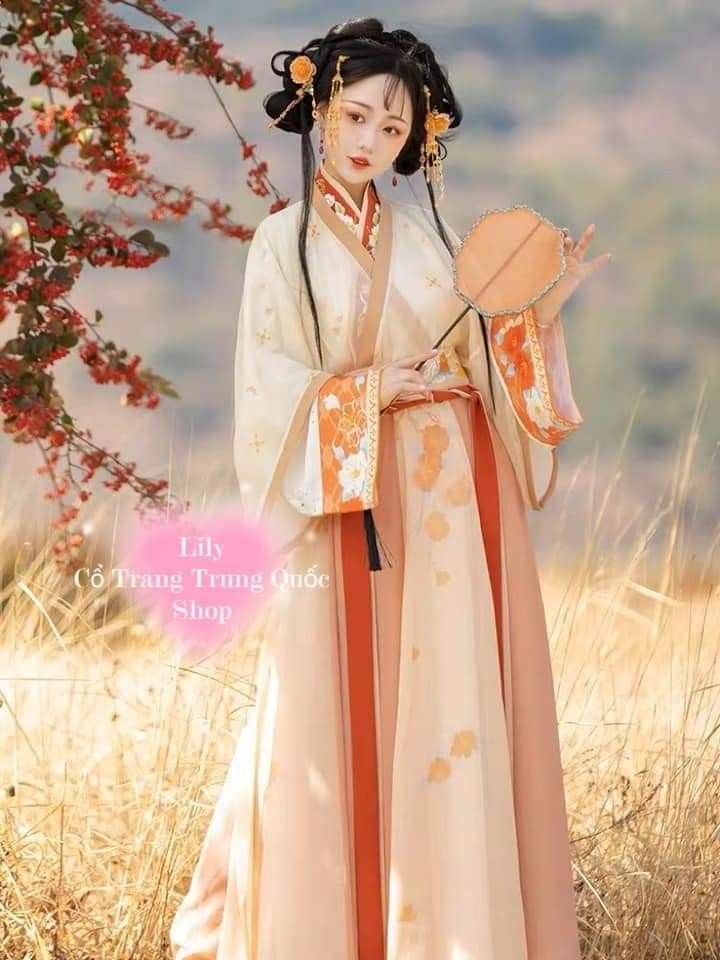 Eight-Year-Old Girls Hanfu Cloth Shoes:A Glimpse into Traditional Chinese Fashion Eight-Year-Old Girls Hanfu Cloth Shoes:A Glimpse into Traditional Chinese Fashion
