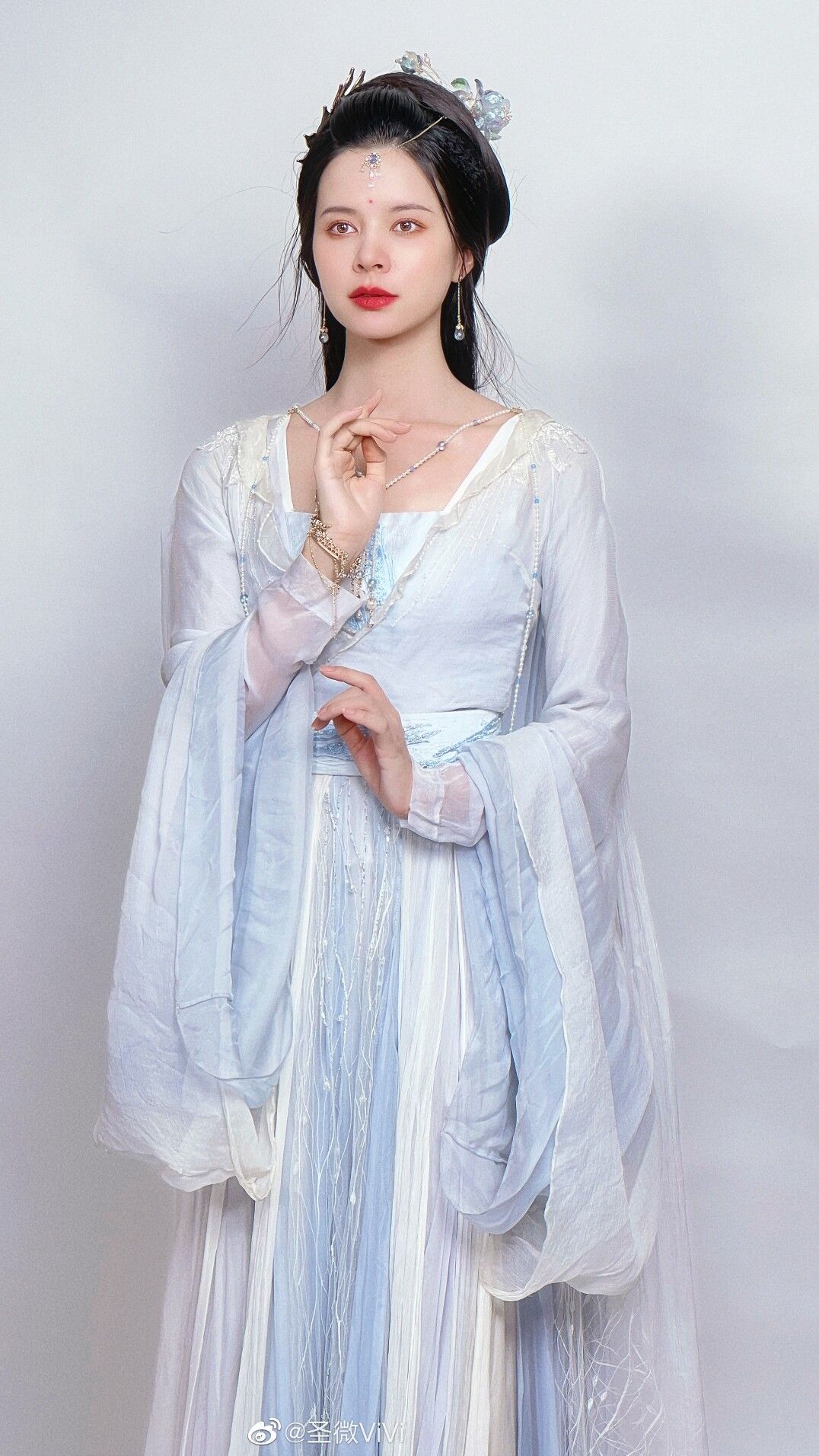 Ancient Charm in Modern Comfort:A Review of Girls Summer Hanfu Traditional Chinese Costume Sets Ancient Charm in Modern Comfort:A Review of Girls Summer Hanfu Traditional Chinese Costume Sets