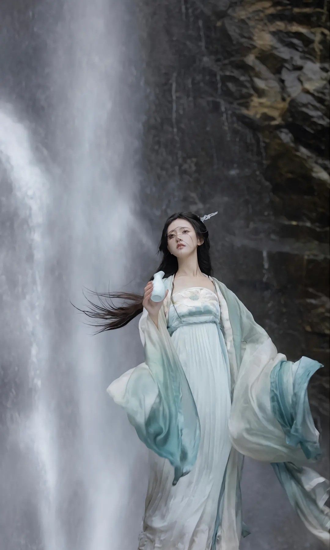 Winter Celebration in Traditional Hanfu Costumes:Womens Dress for New Years Visit Winter Celebration in Traditional Hanfu Costumes:Womens Dress for New Years Visit